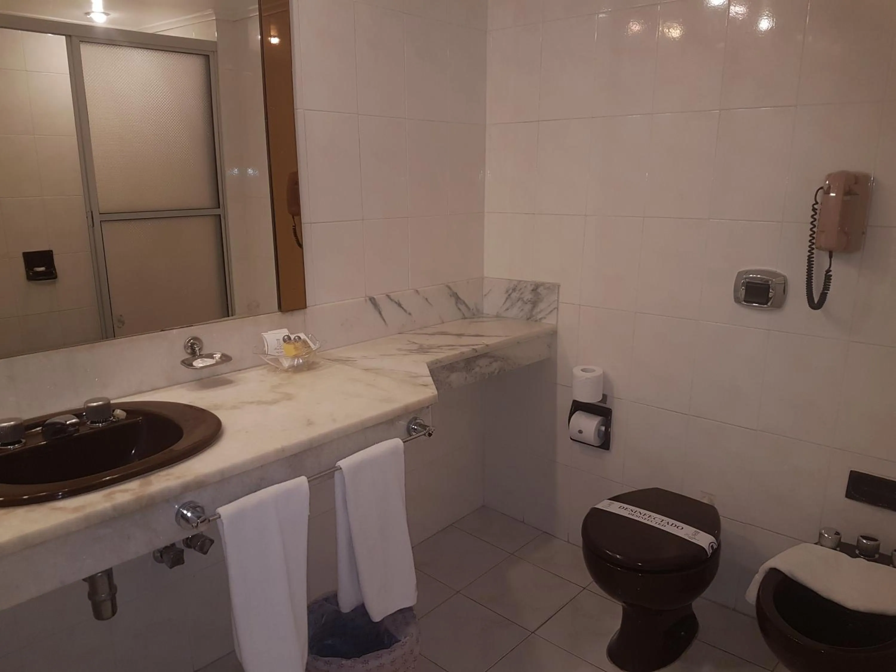 Bathroom in Nobile Suites Excelsior Asuncion