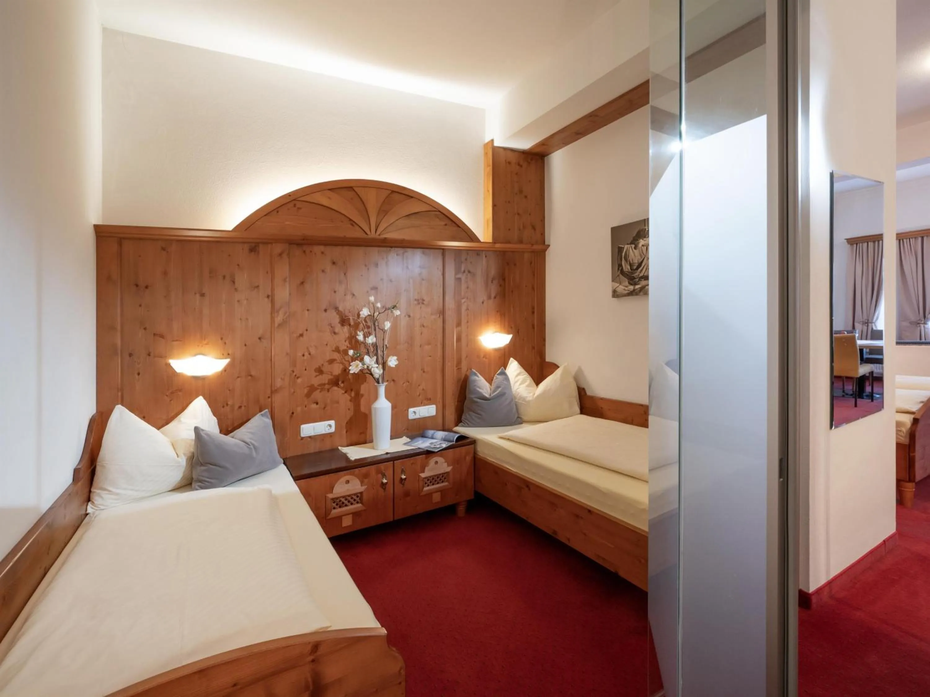 children, Bed in Ferienhaus Willms am Gaisberg