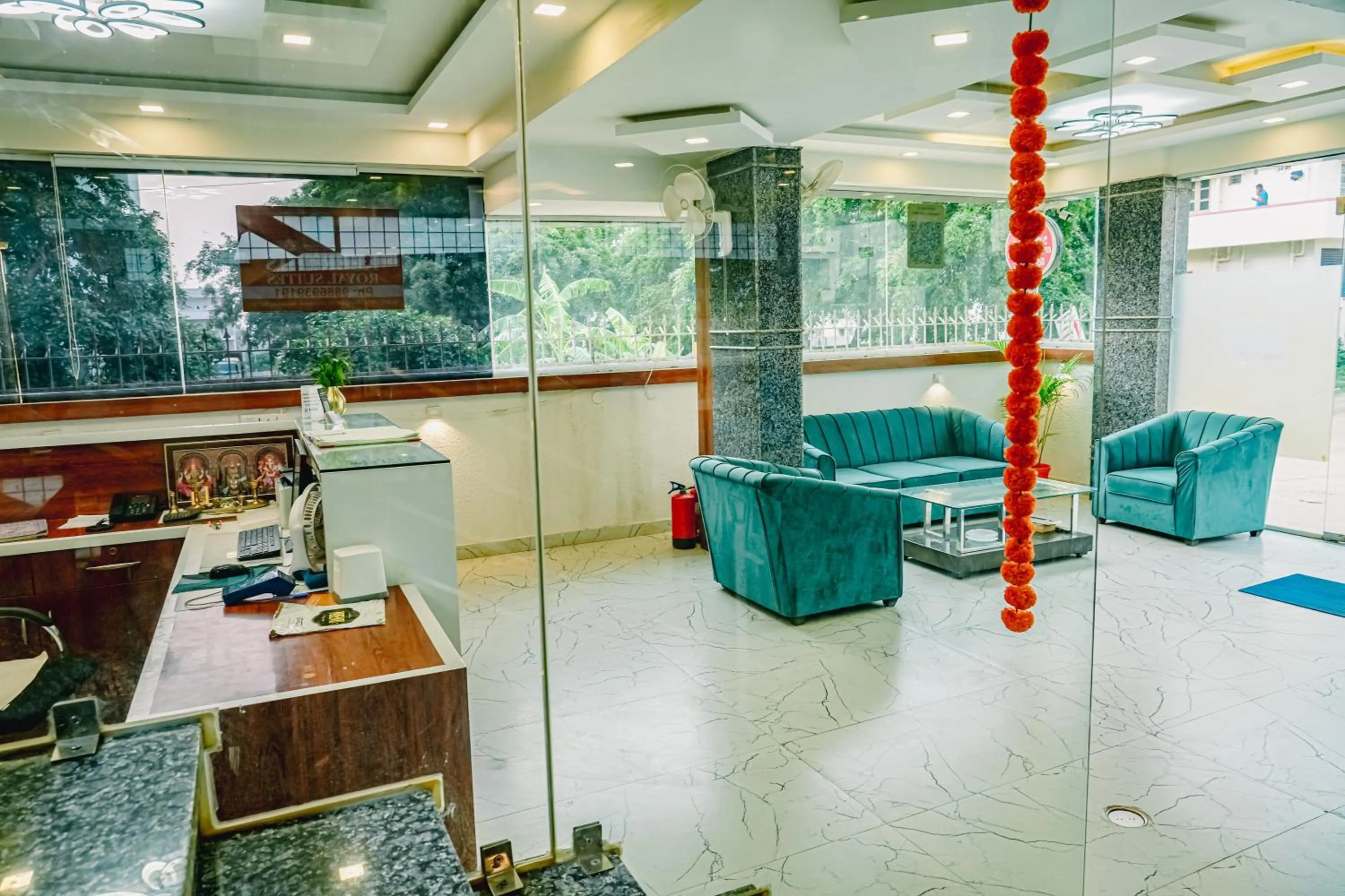 Lobby or reception in Keerthis Royal Suites -Bangalore Airport Budget Luxury Hotel