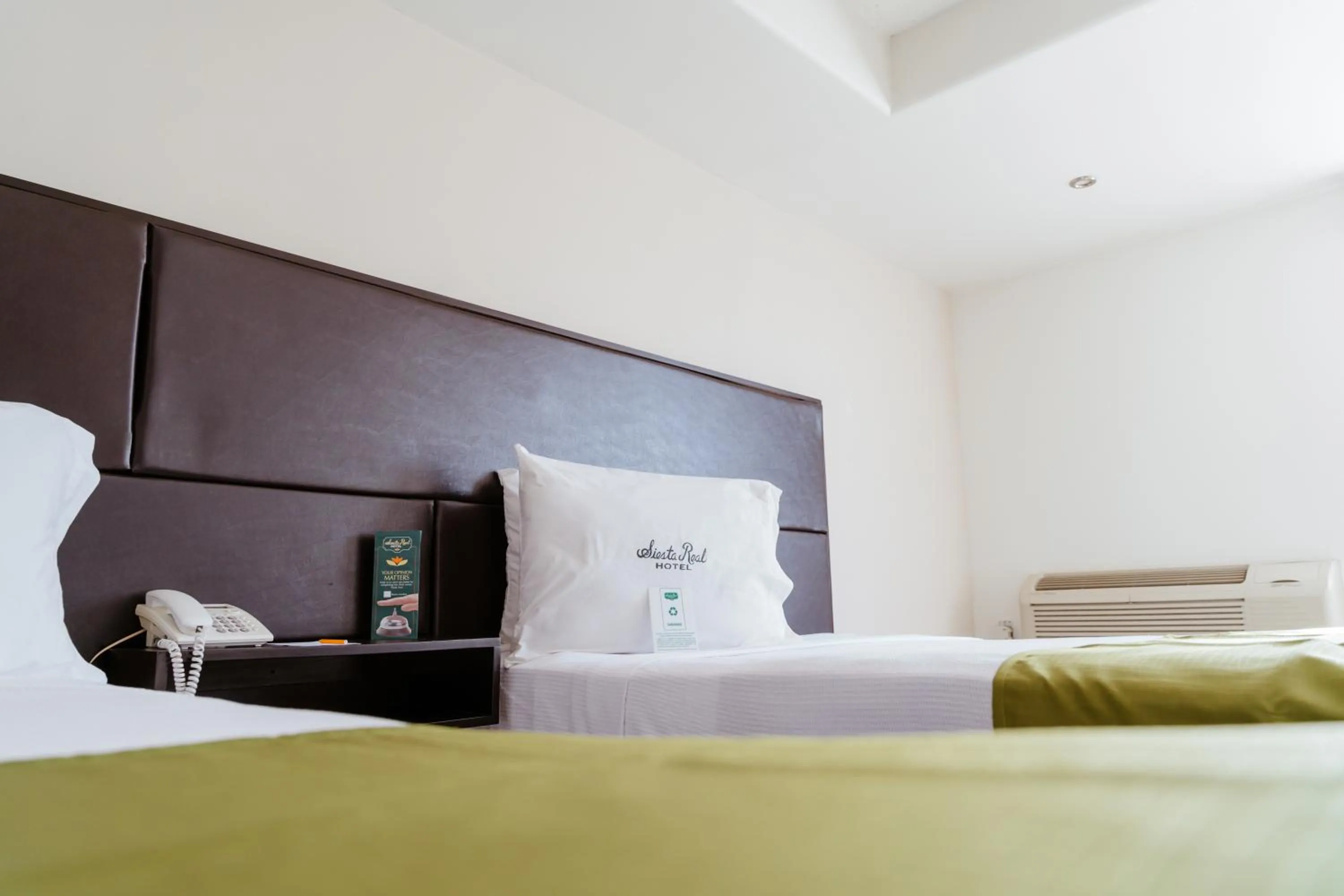 Bed in Hotel Siesta Real