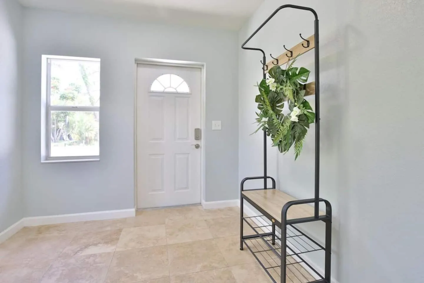 Coastal Villa w Amazing Courtyard - Splash Pad!