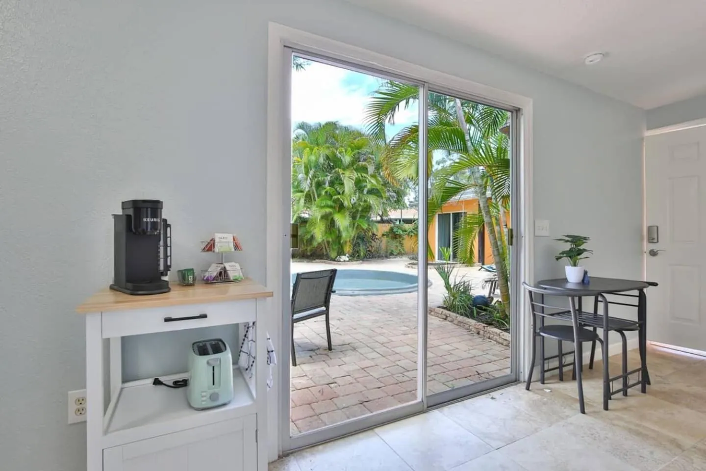 Coastal Villa w Amazing Courtyard - Splash Pad!