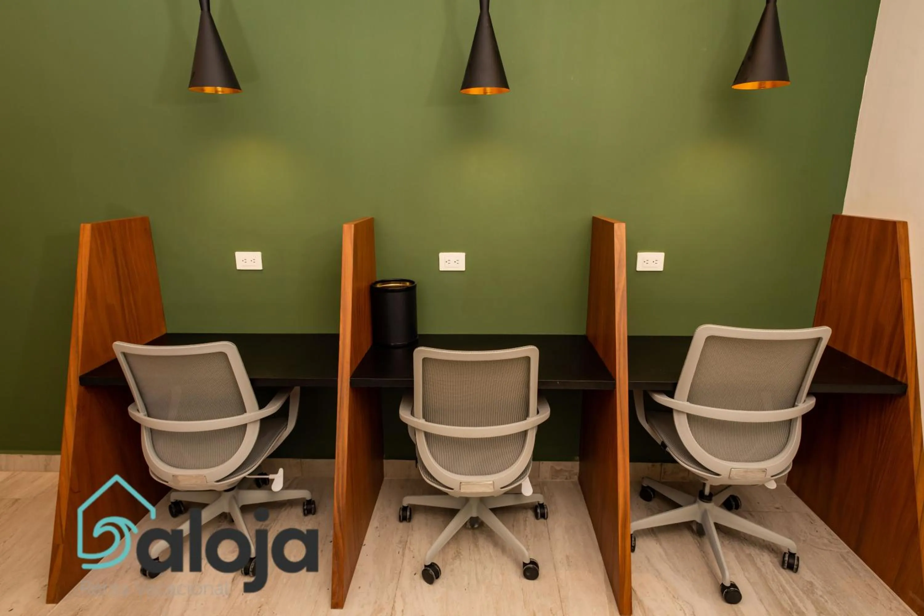 Meeting/conference room in Torre Sofia - By Aloja RV