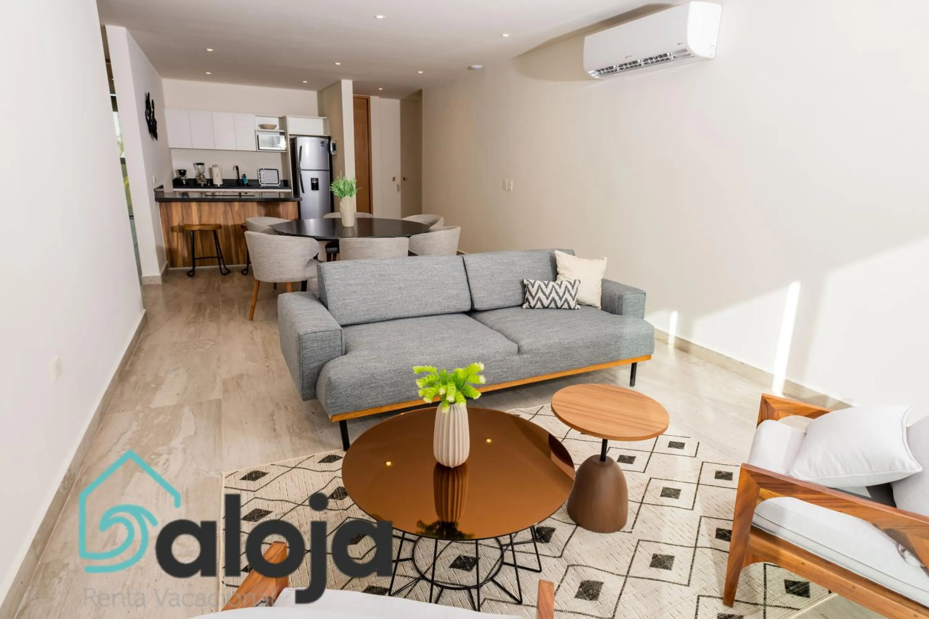 Living room in Torre Sofia - By Aloja RV