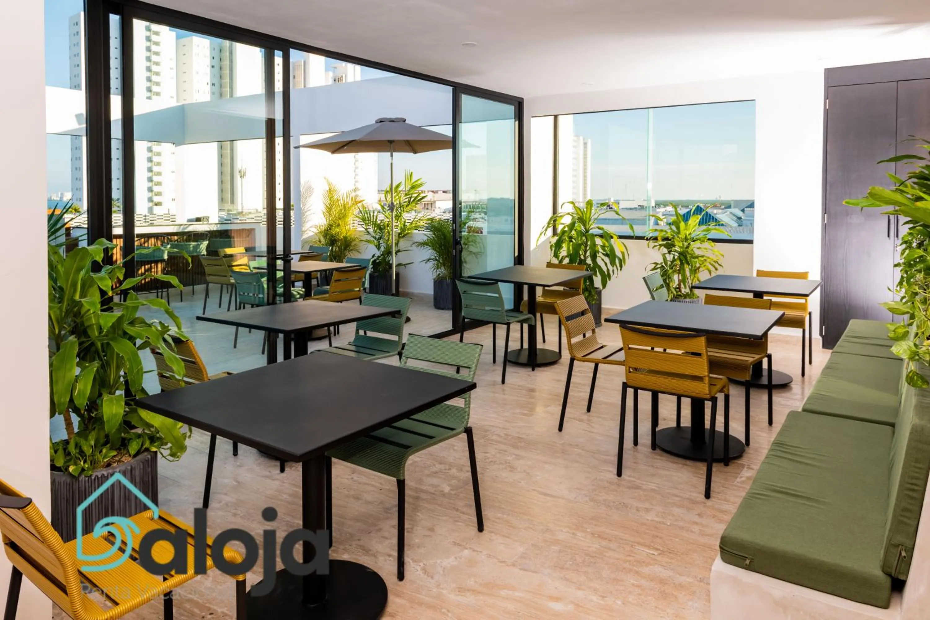 Balcony/Terrace in Torre Sofia - By Aloja RV