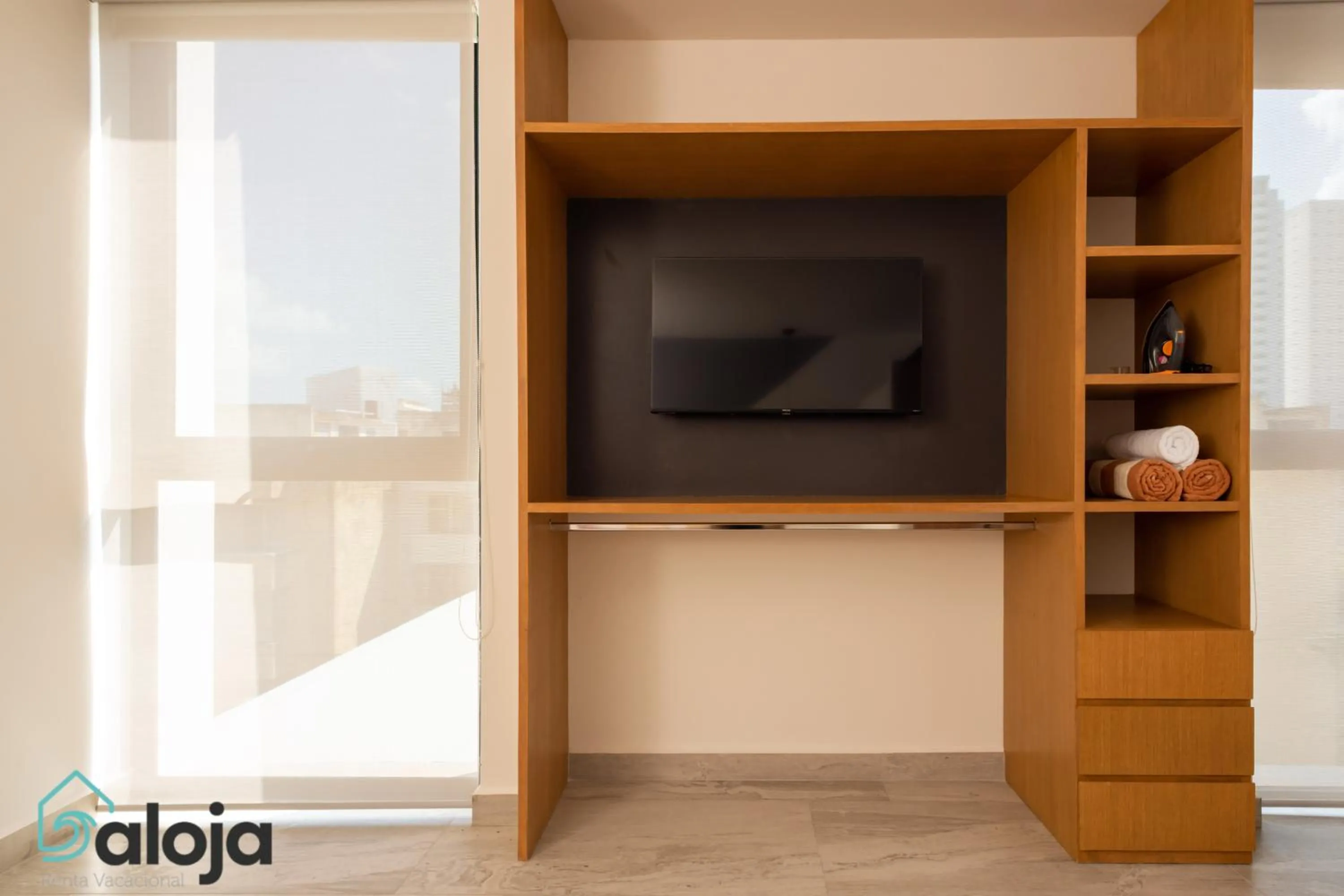 TV and multimedia in Torre Sofia - By Aloja RV
