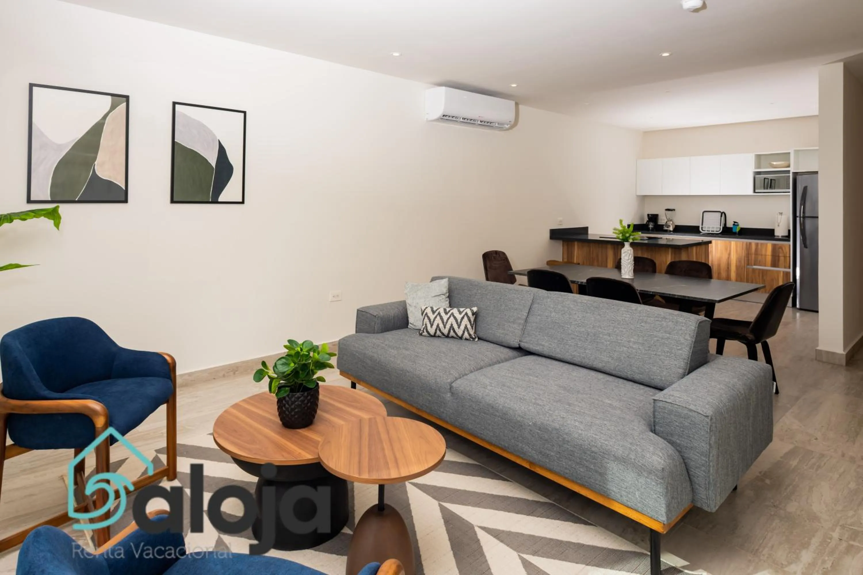 Living room in Torre Sofia - By Aloja RV