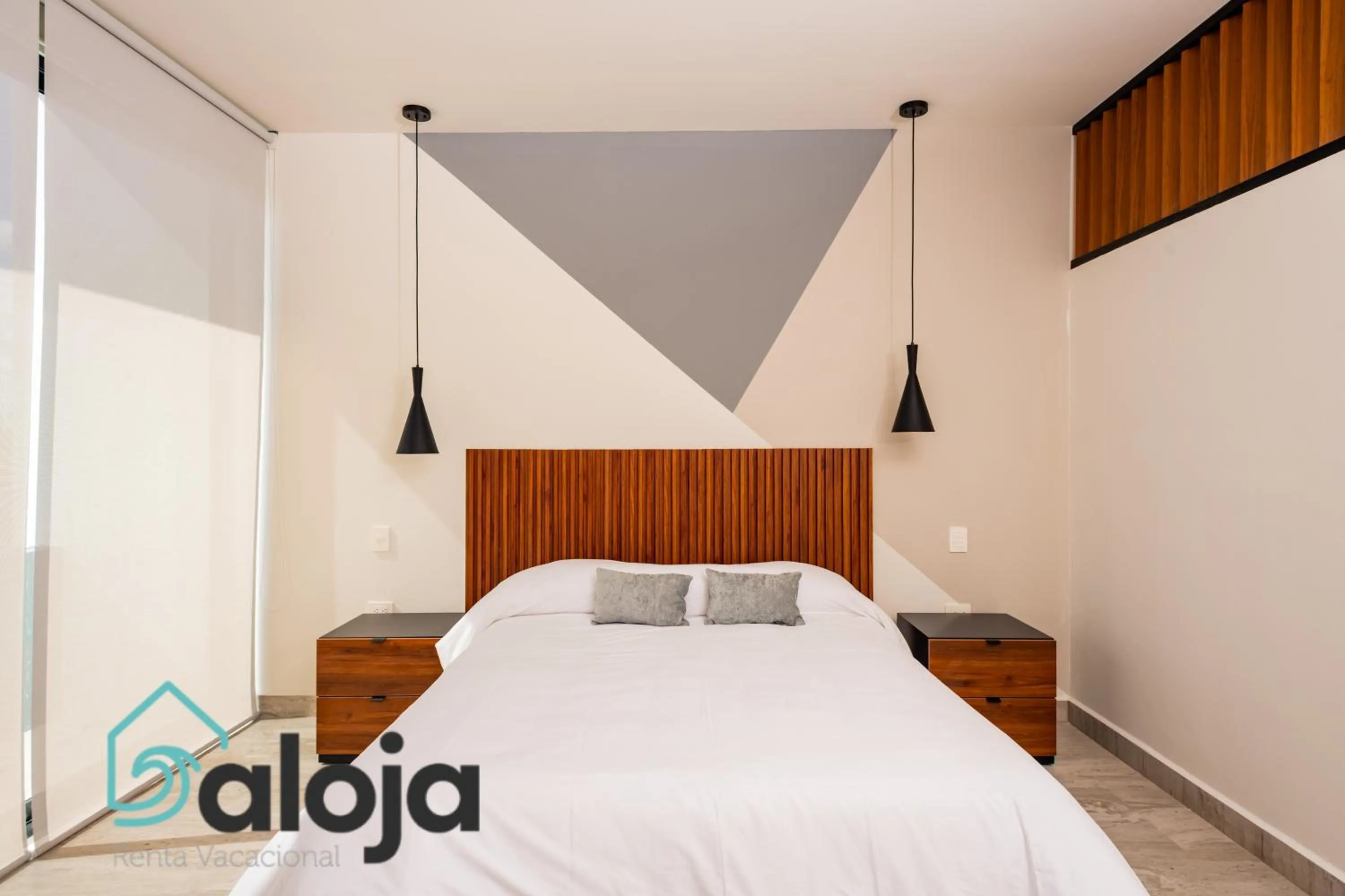 Bed in Torre Sofia - By Aloja RV