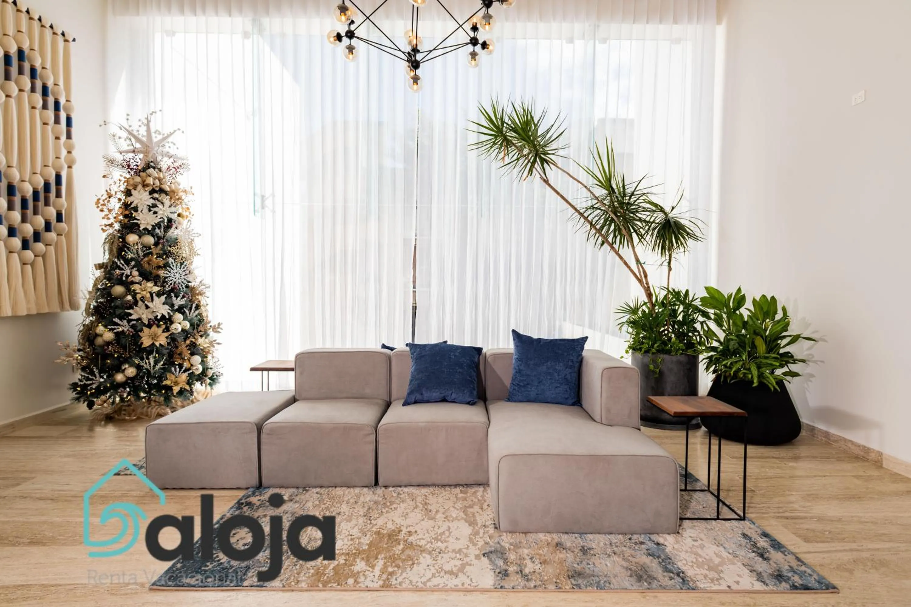 Lobby or reception in Torre Sofia - By Aloja RV