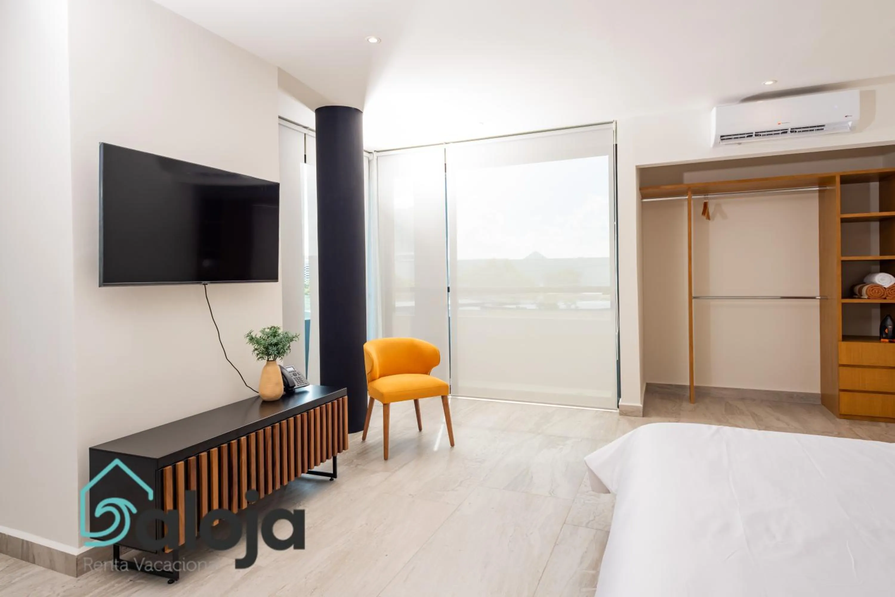 Bed in Torre Sofia - By Aloja RV