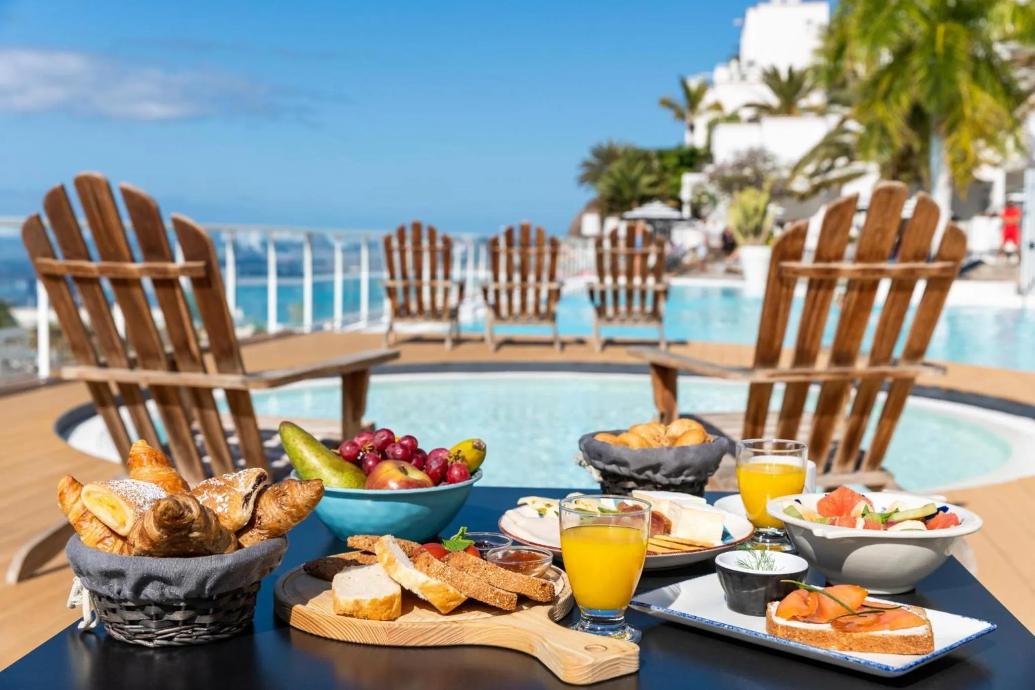 Solarium in Marina Bayview Gran Canaria - Adults Only