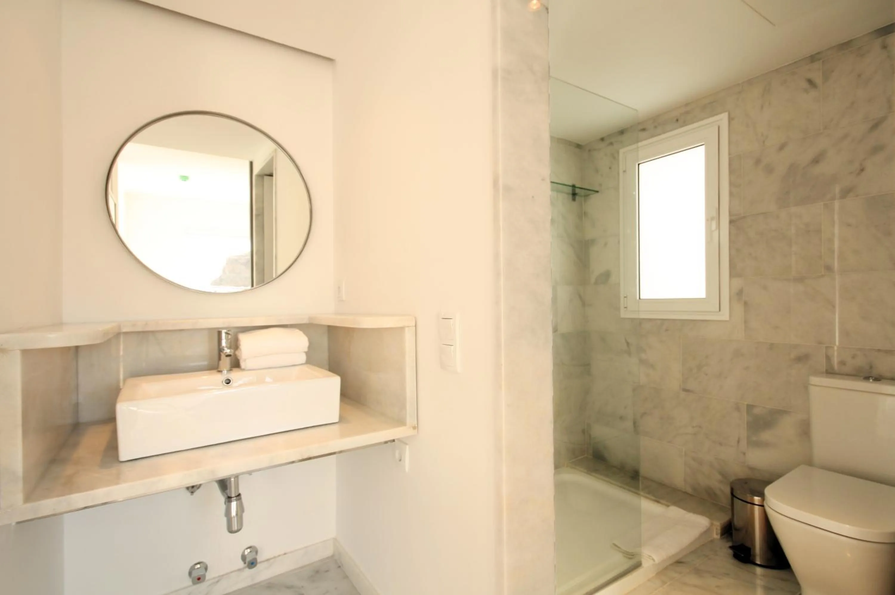 Toilet in Marina Bayview Gran Canaria - Adults Only