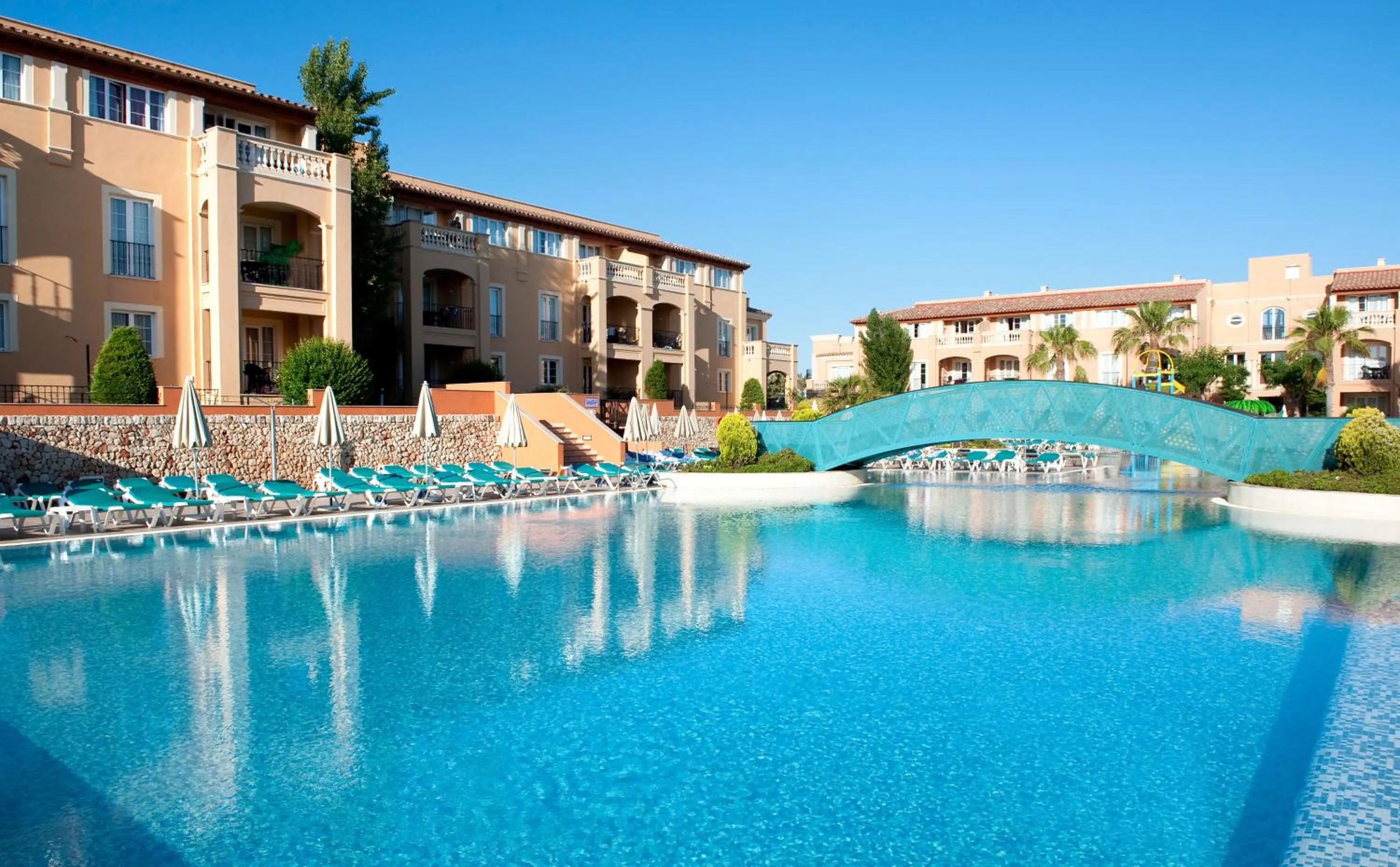 Property building in Grupotel Club Turquesa Mar