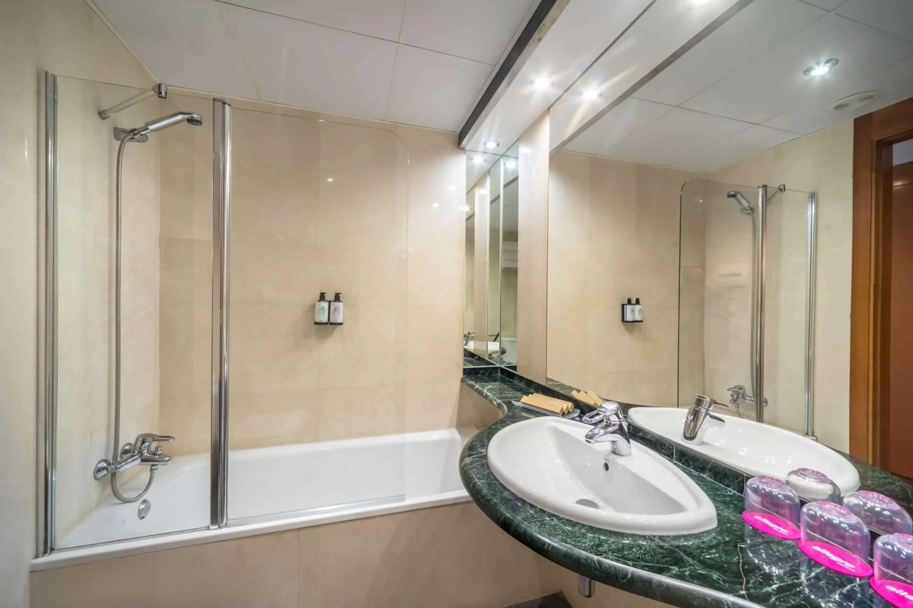 Bedroom in Allegro Murcia Azarbe