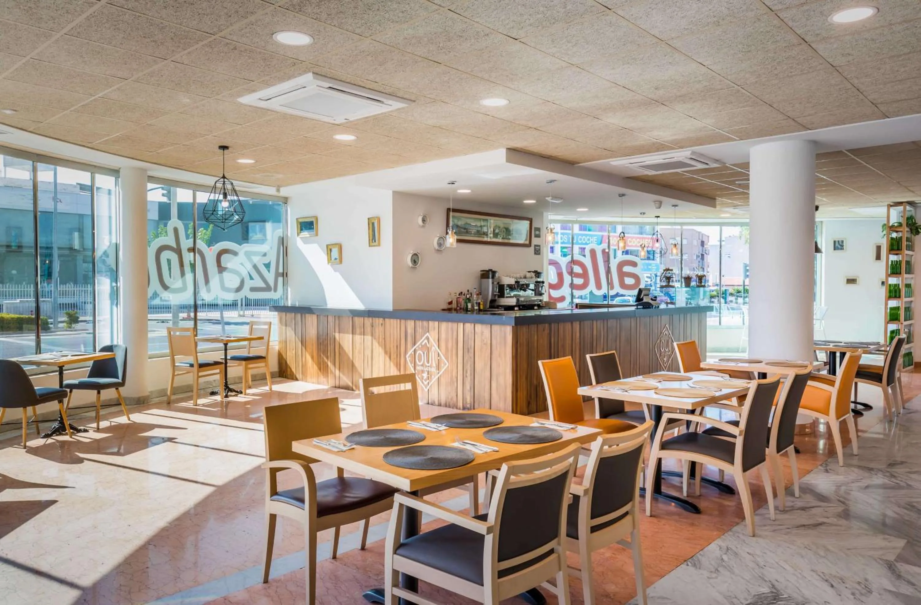Lounge or bar in Allegro Murcia Azarbe