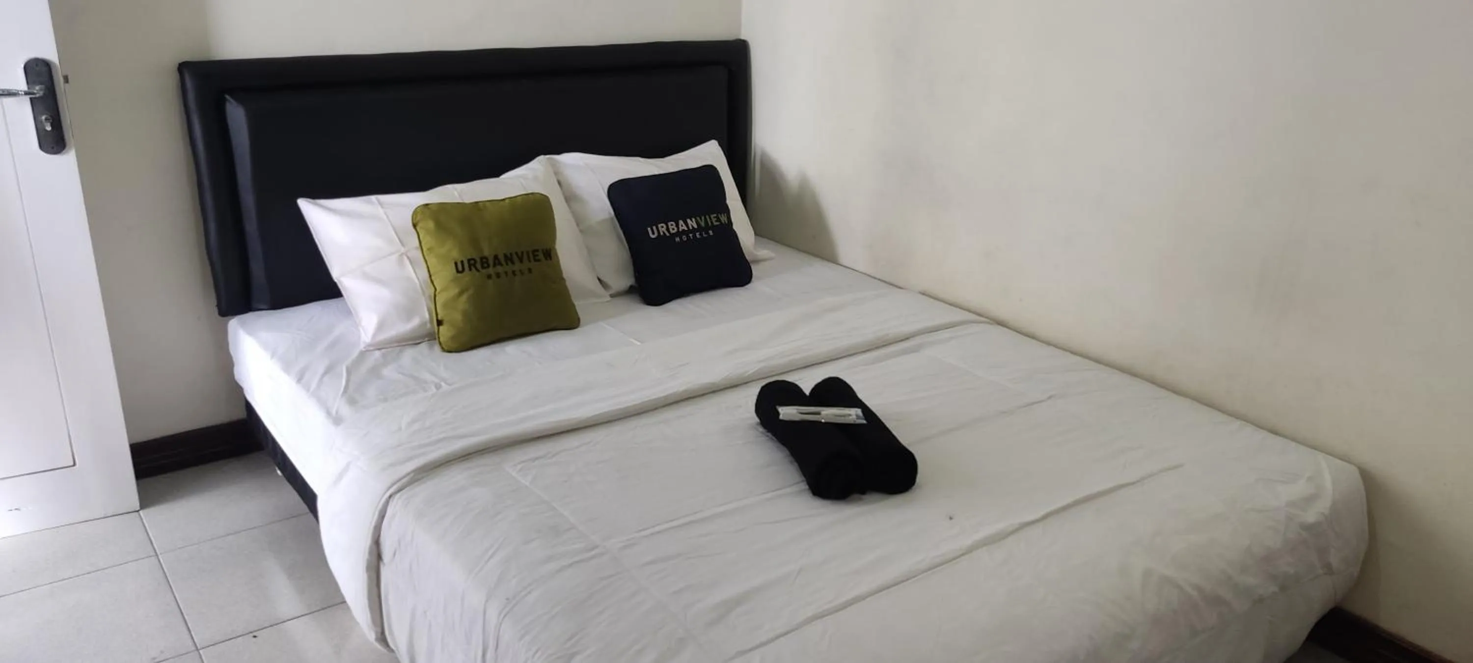 Bedroom, Bed in Urbanview Villa Lukulo Kebumen by RedDoorz