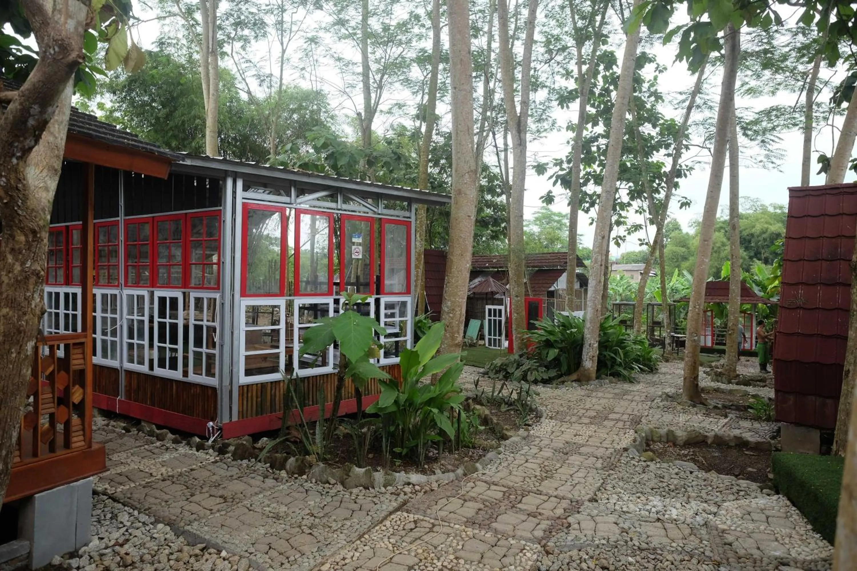 Garden in Urbanview Villa Lukulo Kebumen by RedDoorz