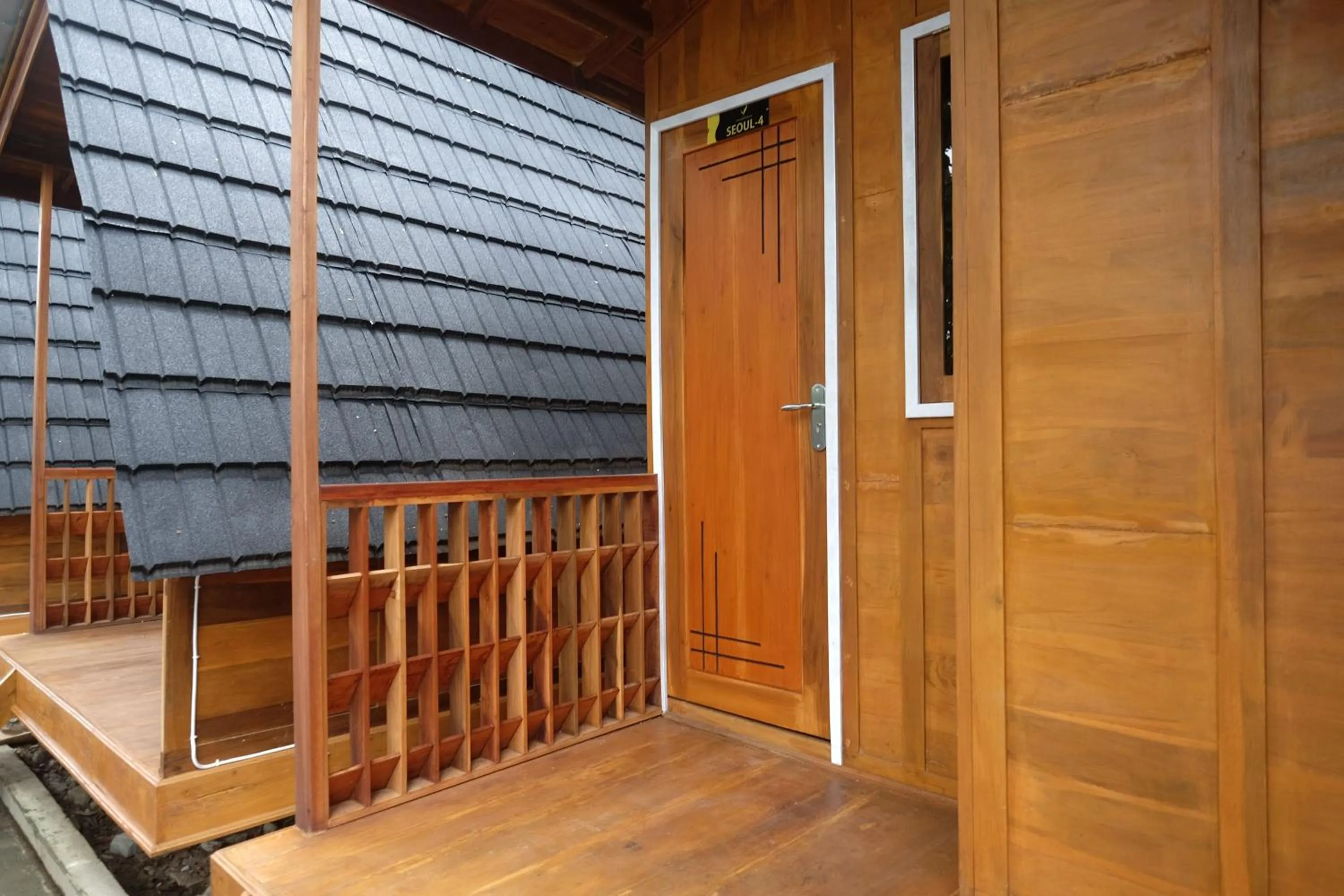 Facade/entrance in Urbanview Villa Lukulo Kebumen by RedDoorz