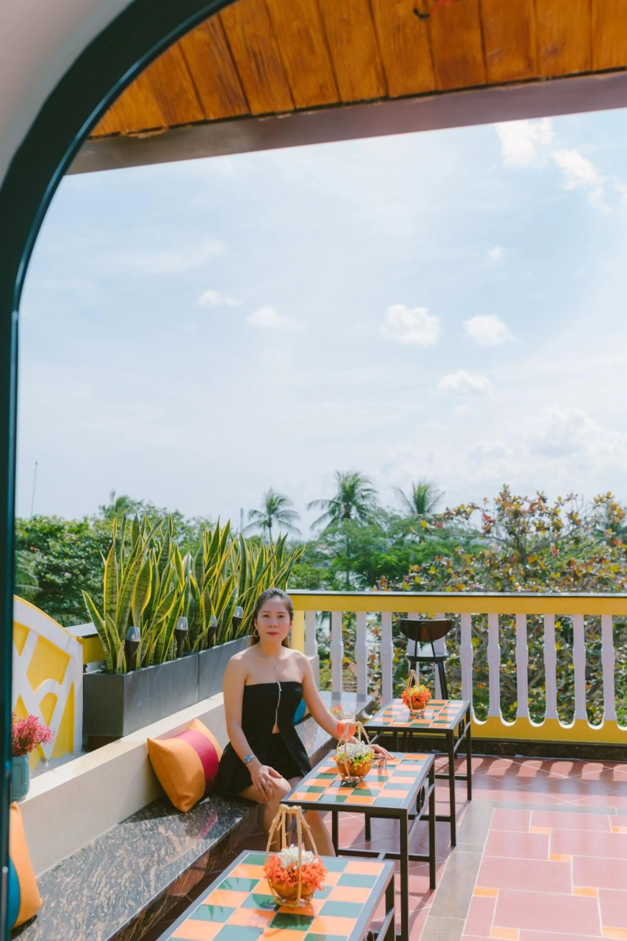 Balcony/Terrace in De'Colore Villa Hoi An