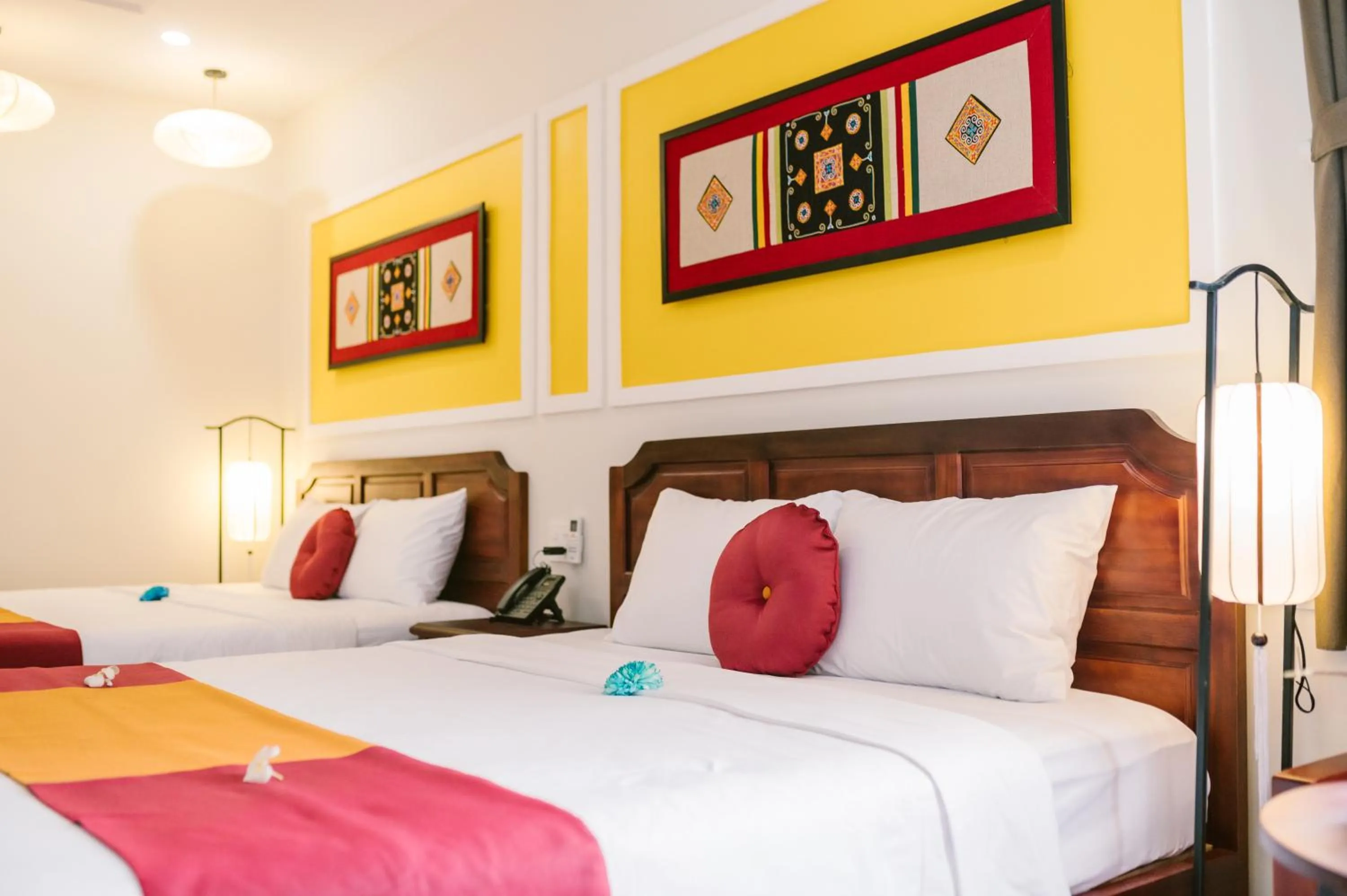 Bedroom, Bed in De'Colore Villa Hoi An