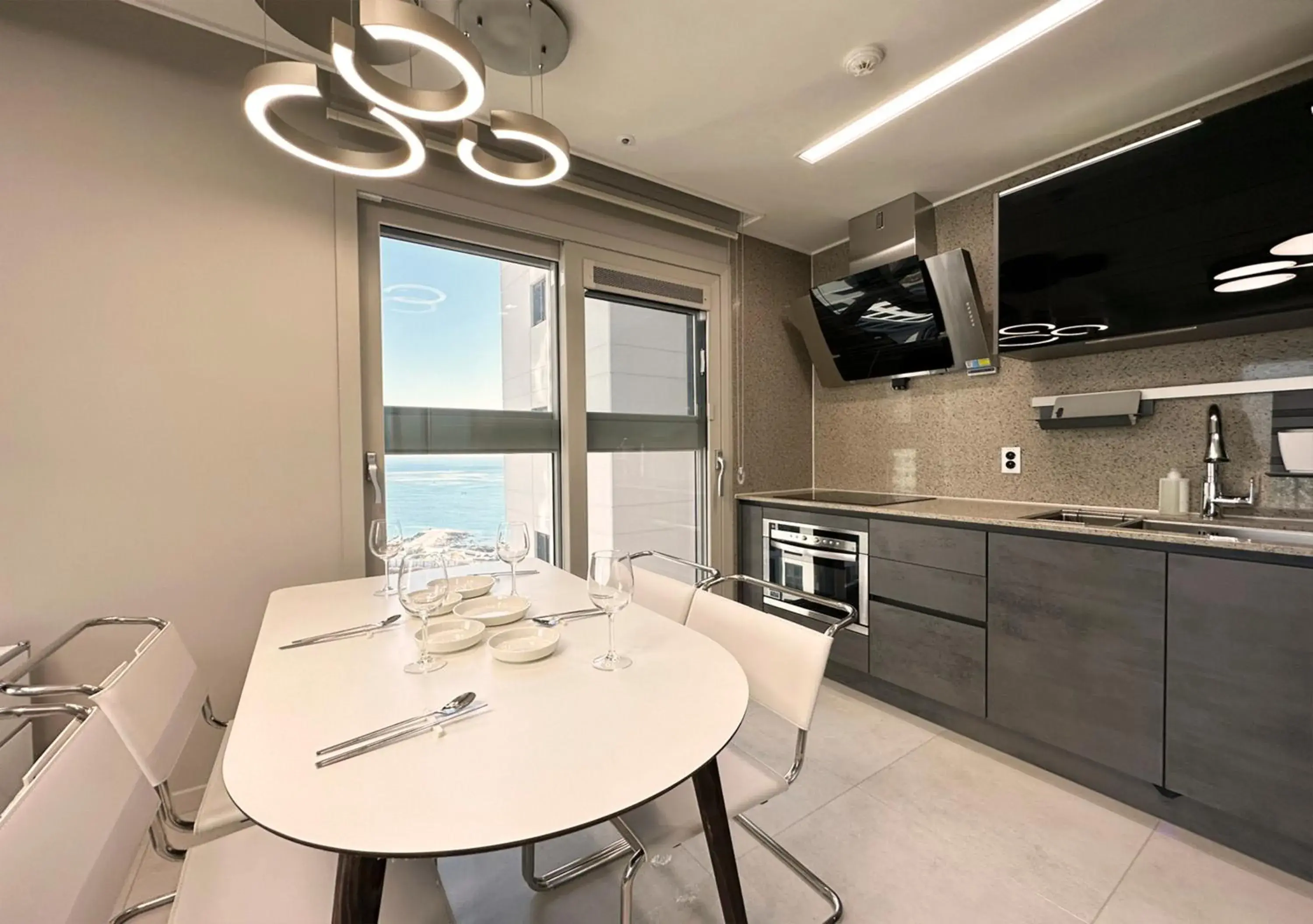 A. Flat Royal Suite in Y COLLECTION by UH FLAT OSIRIA A. Flat Royal Suite in Y COLLECTION by UH FLAT OSIRIA