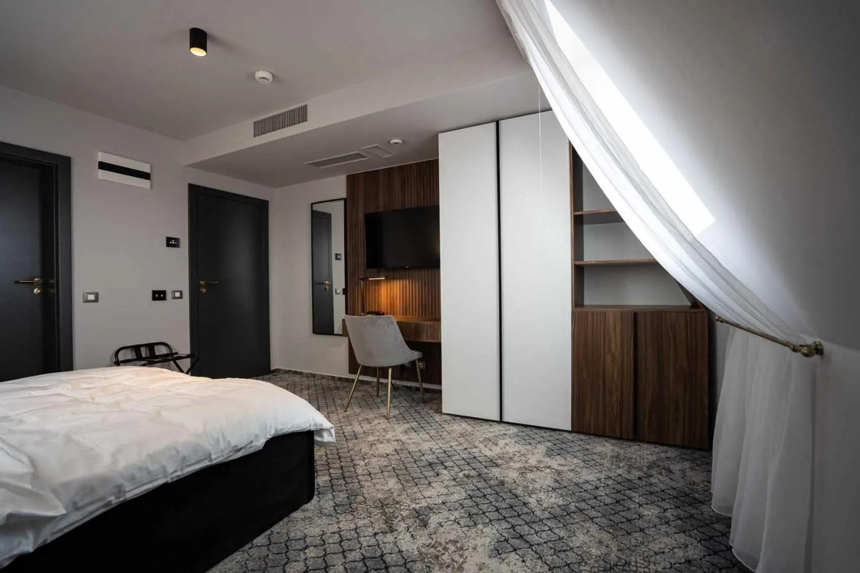 Bed in Hotel Cristal