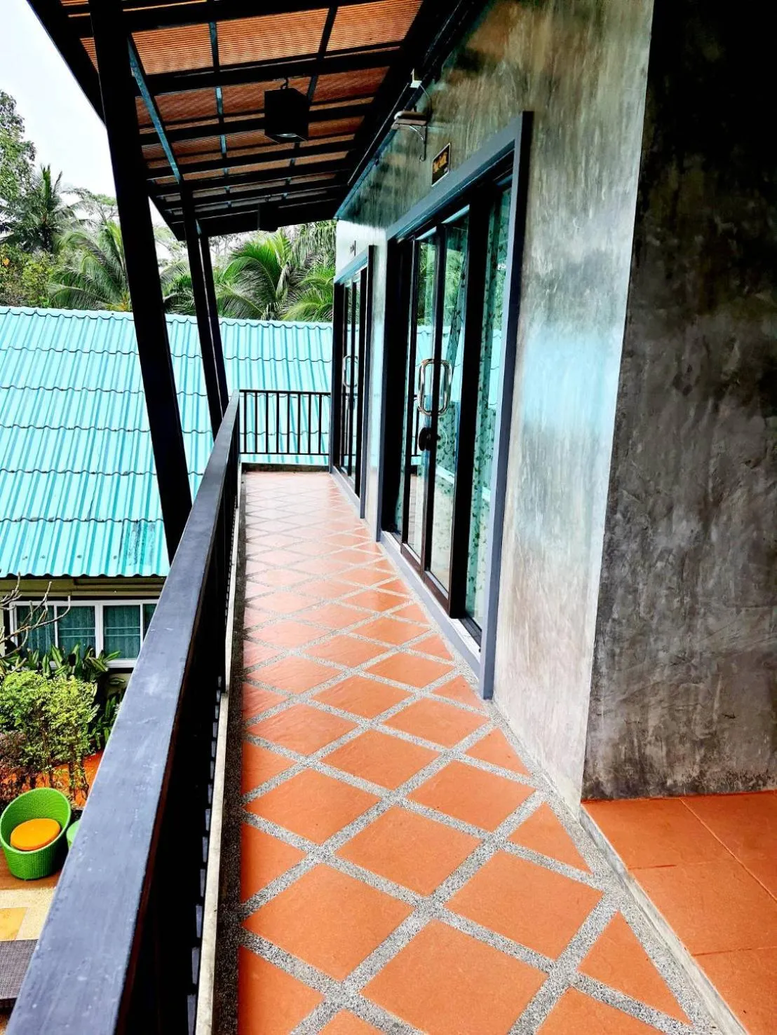 Areeya Phubeach Resort Coliving Coworking
