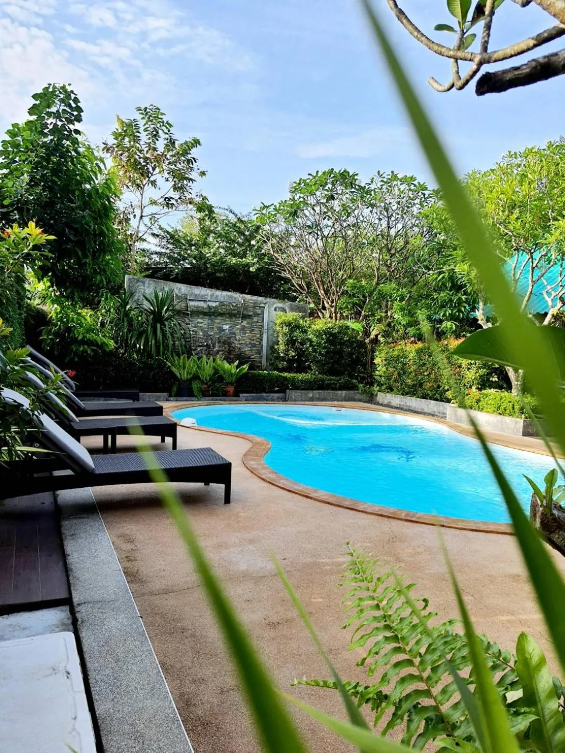 Swimming pool in Areeya Phubeach Resort Coliving Coworking