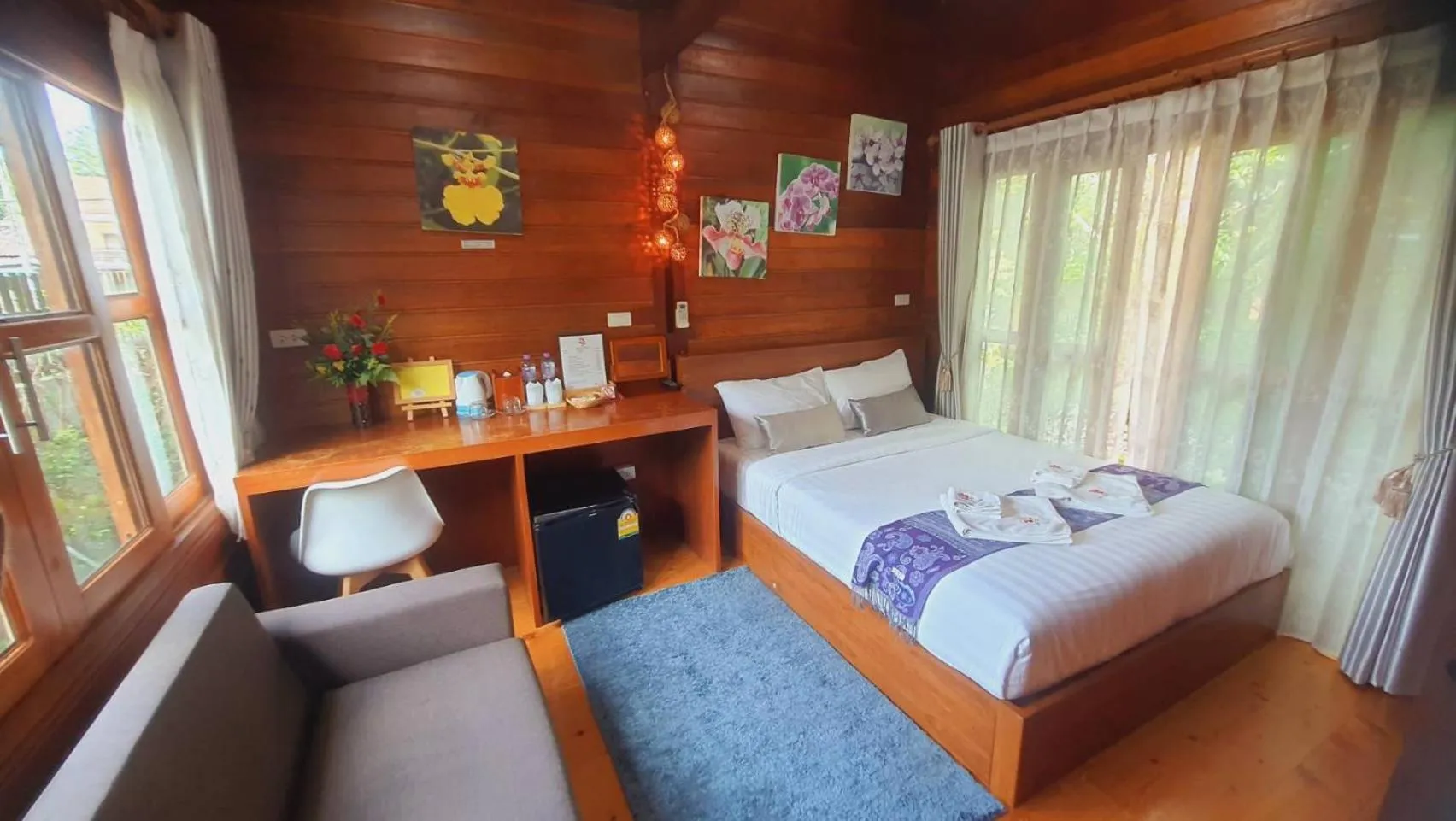 Bed in Areeya Phubeach Resort Coliving Coworking