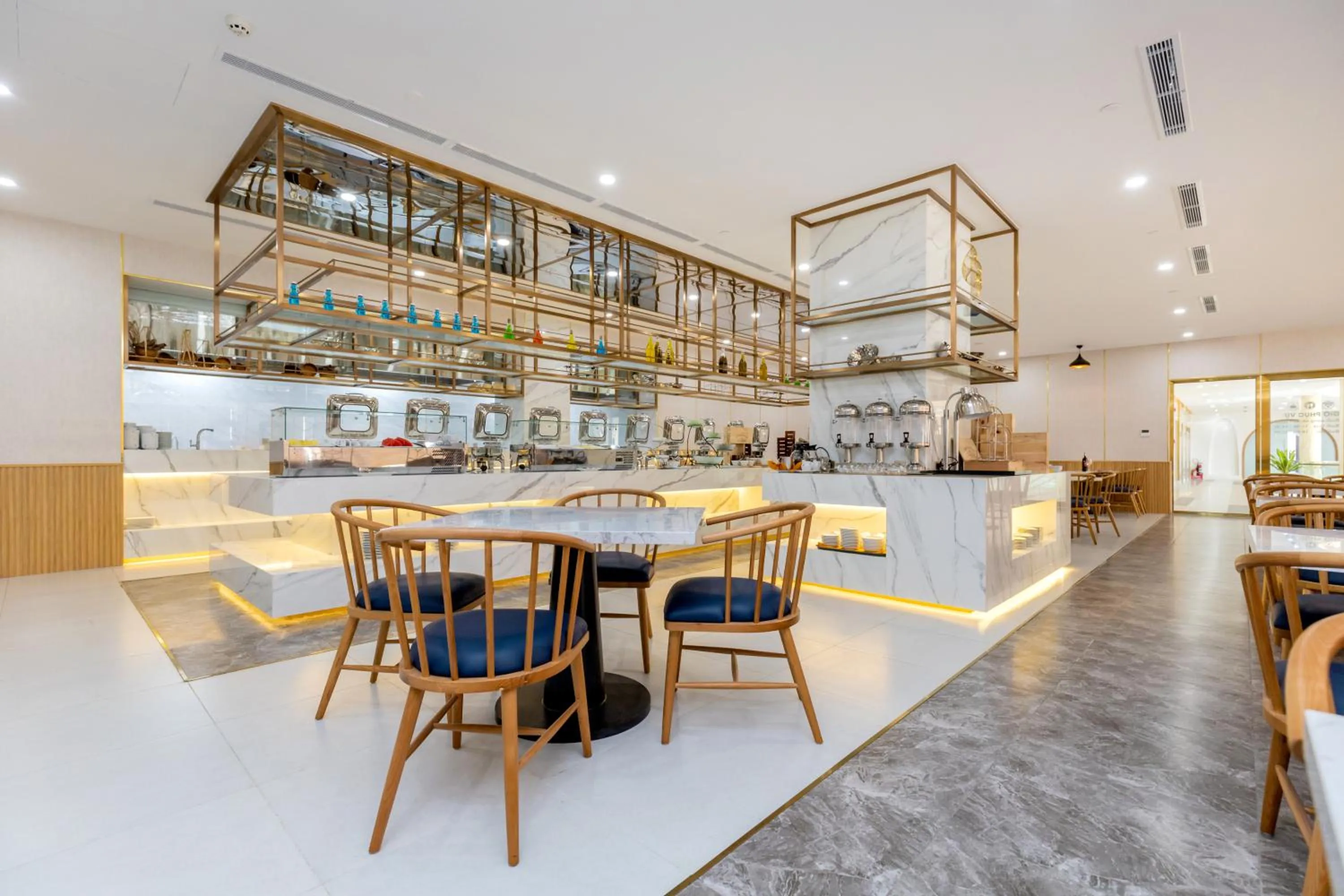 Restaurant/places to eat in Petro House Vung Tau - Block A