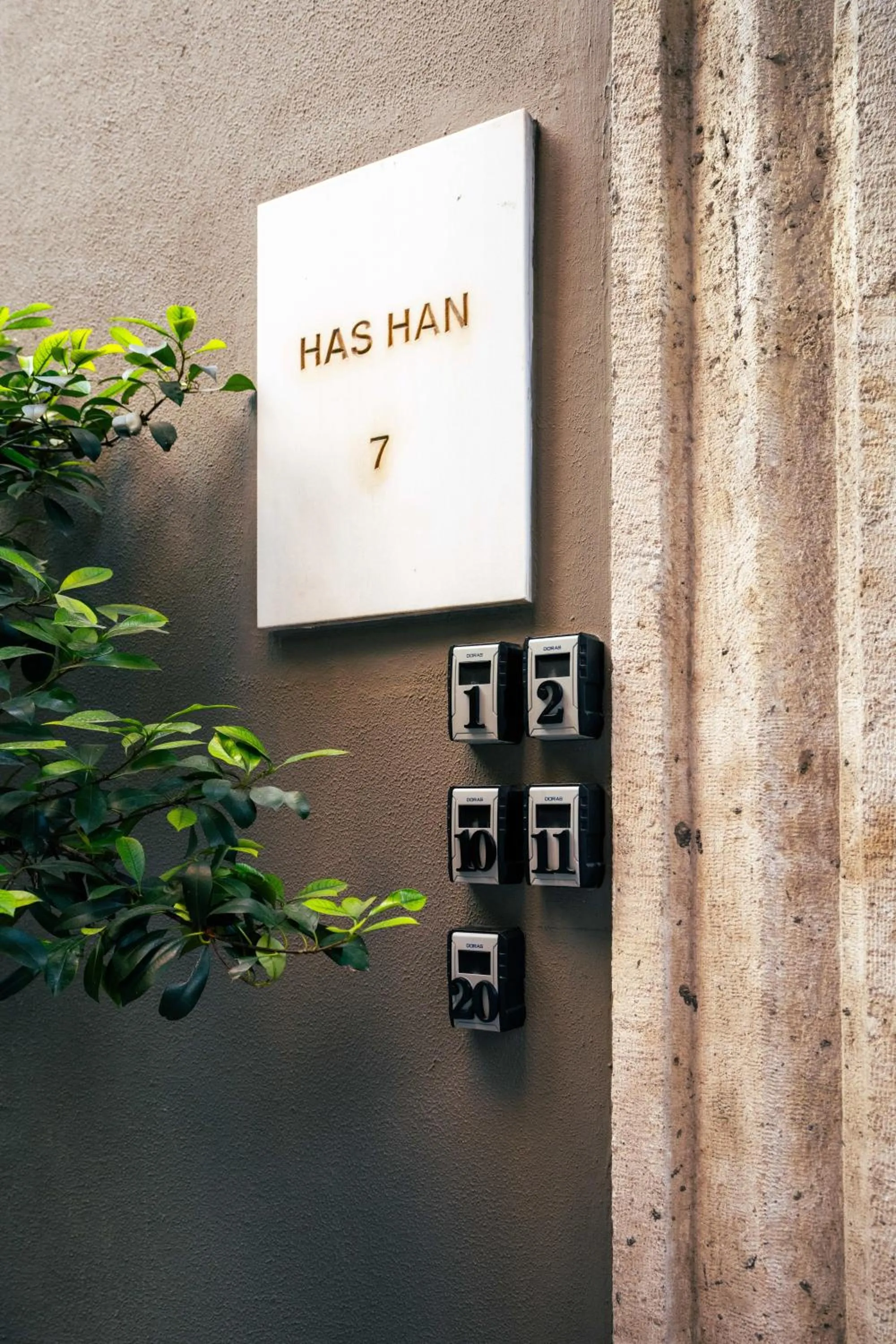 Property building in DeCamondo Residence