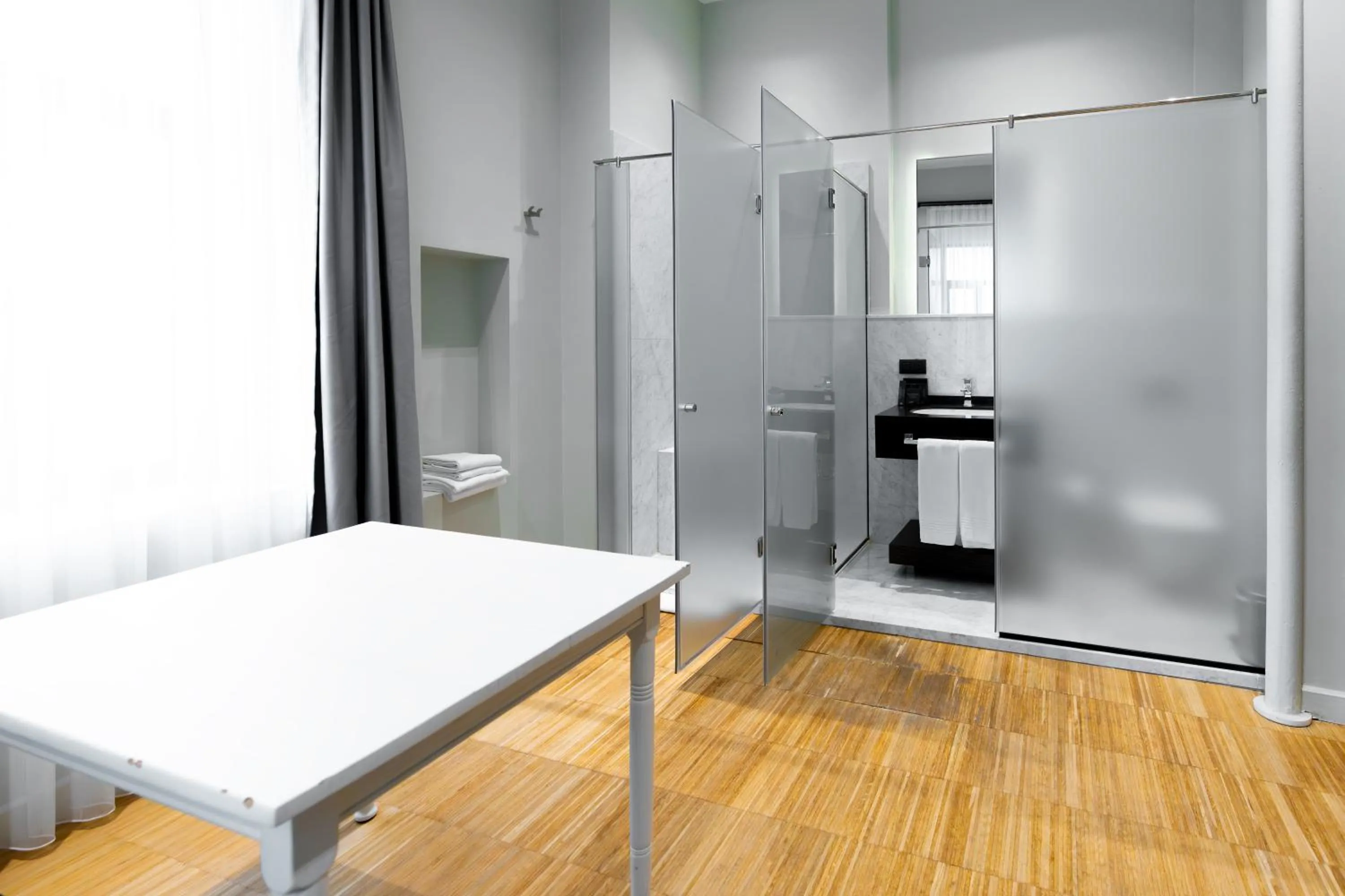 Bathroom in DeCamondo Residence