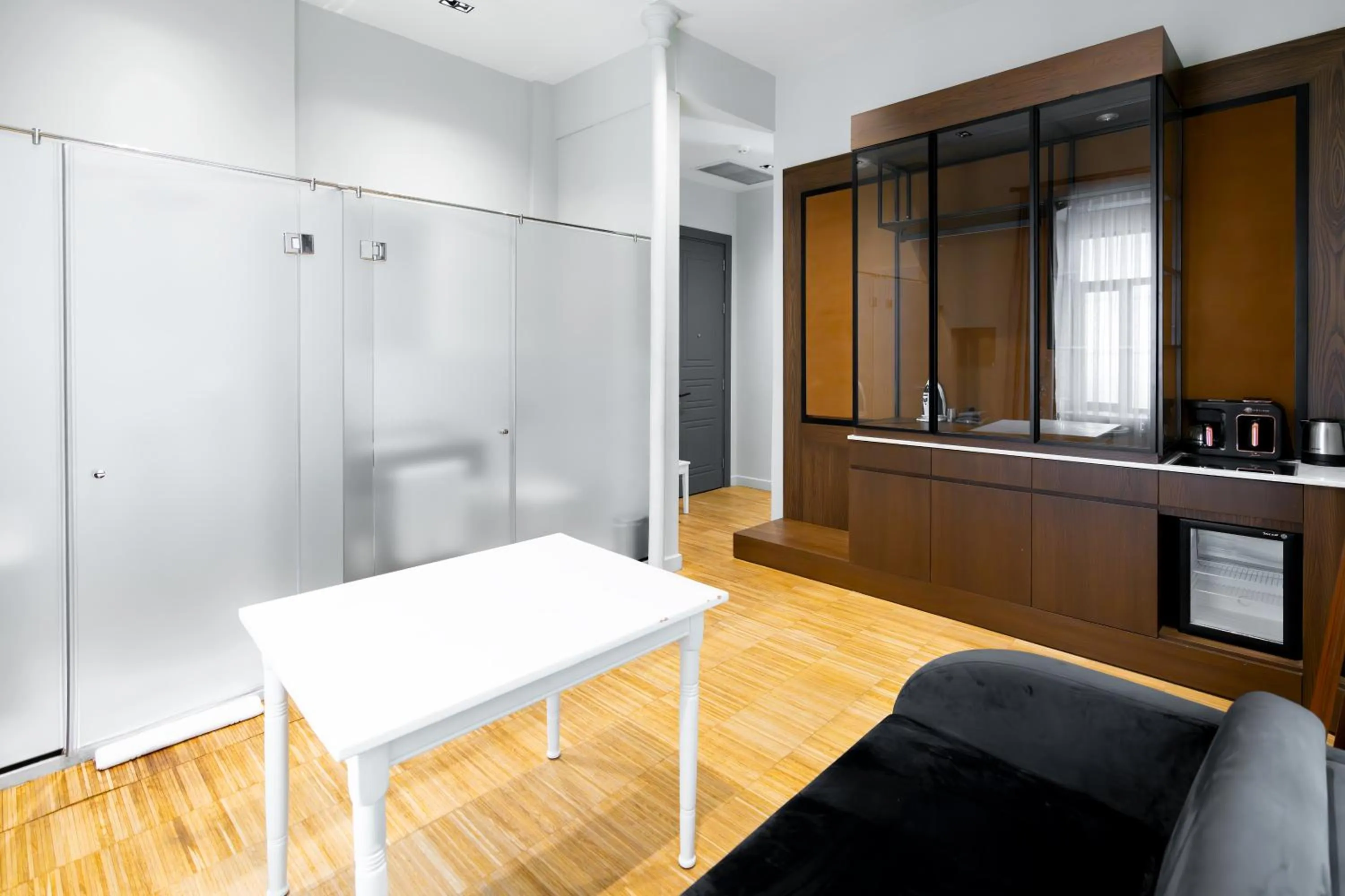 Toilet in DeCamondo Residence