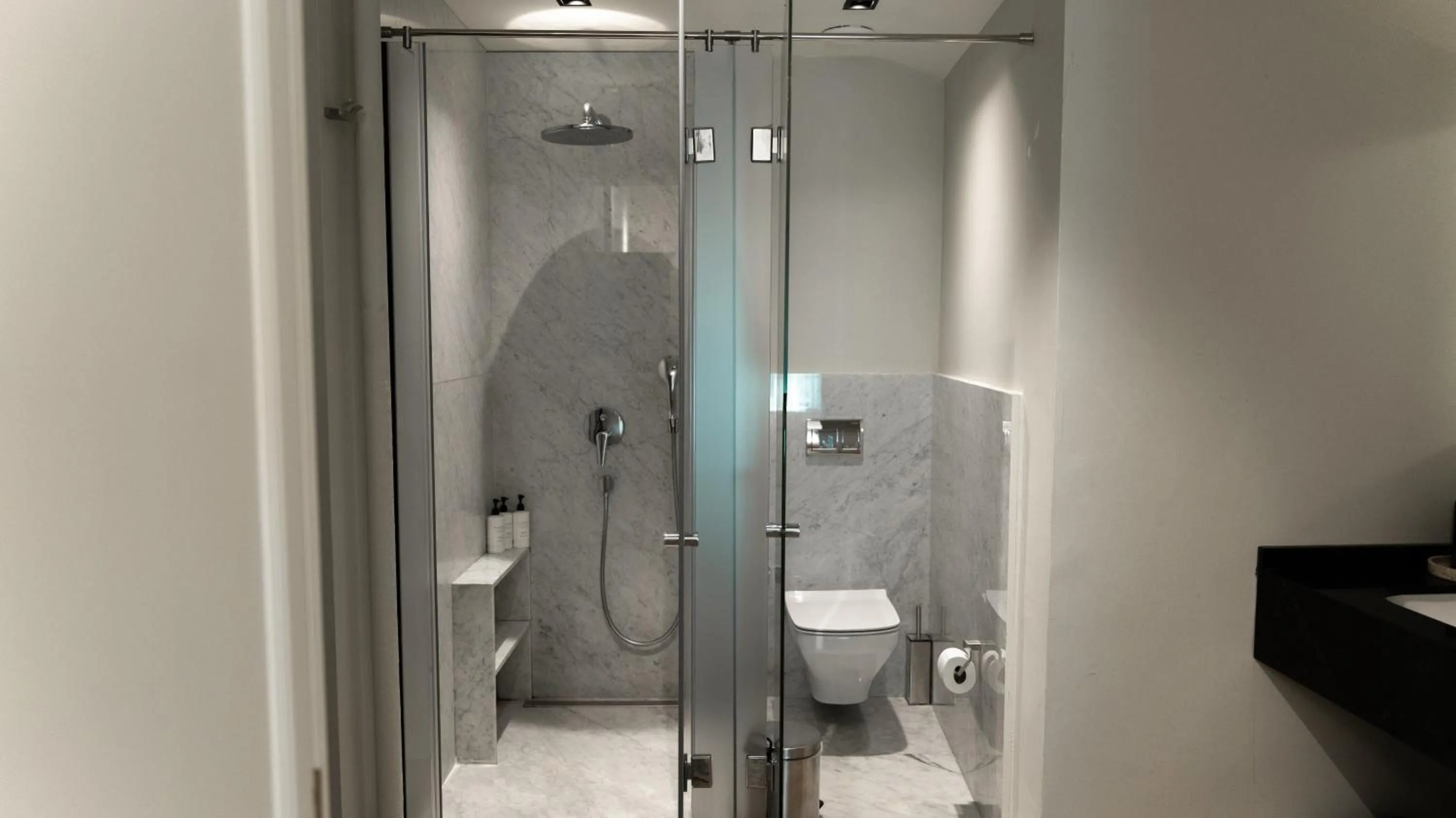 Toilet in DeCamondo Residence