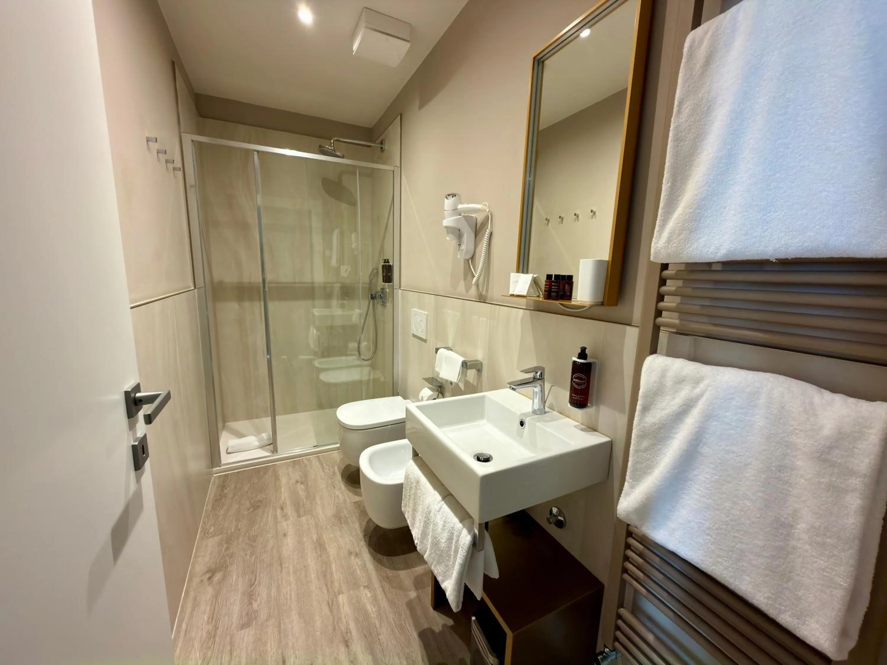 Shower in Vi Suites
