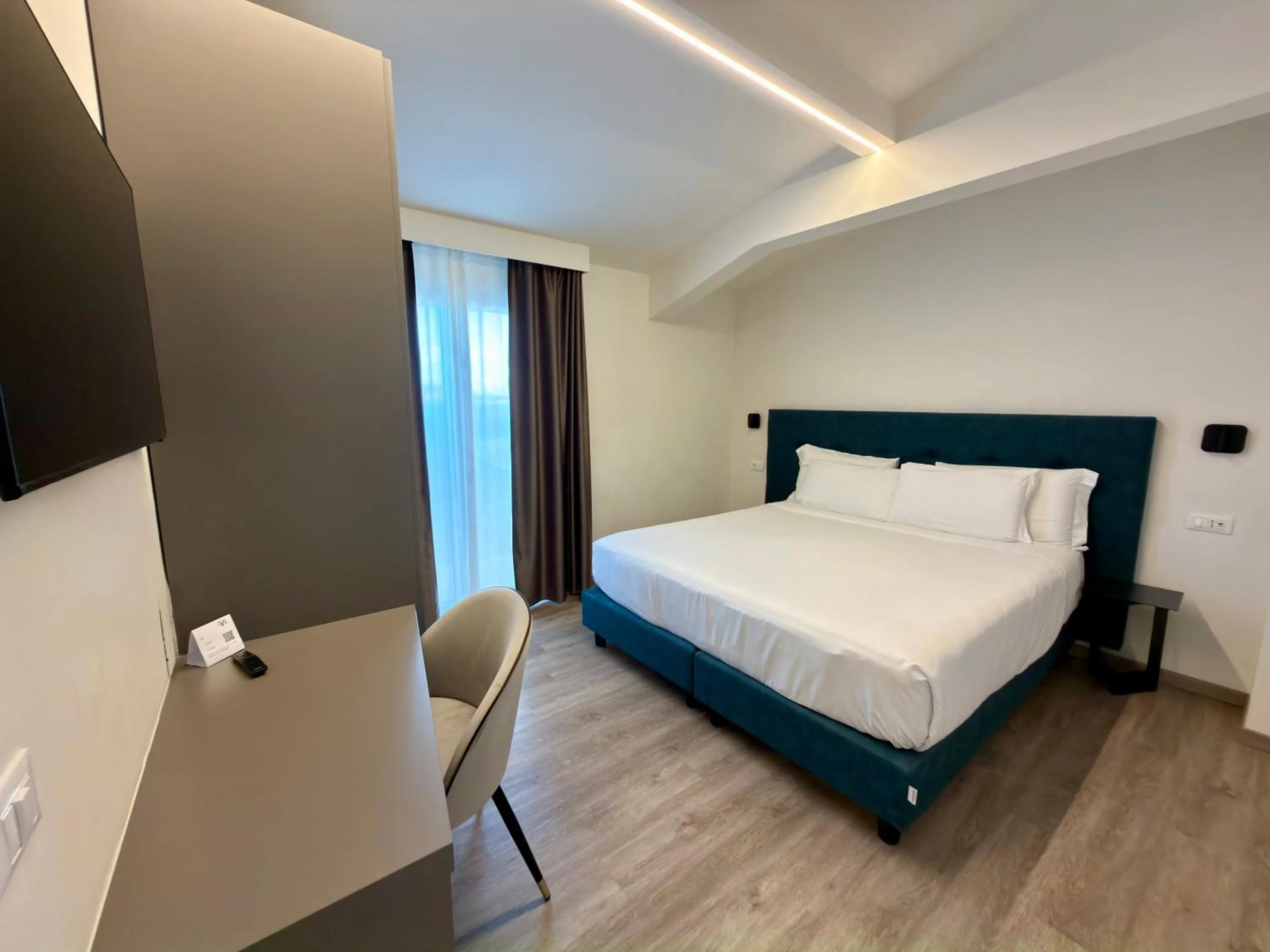 Bedroom, Bed in Vi Suites