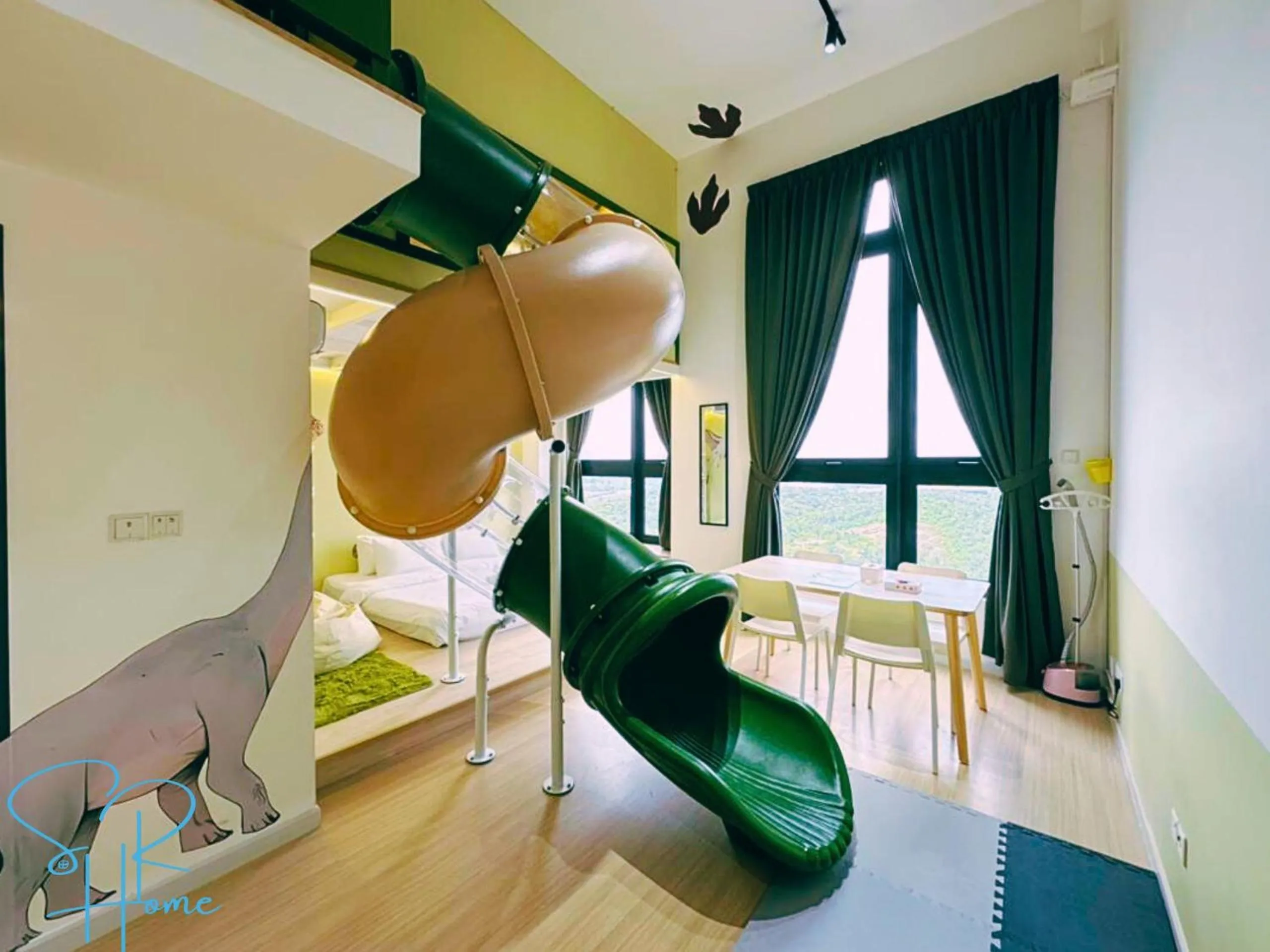 Living room in Sunway GRID by SR Home