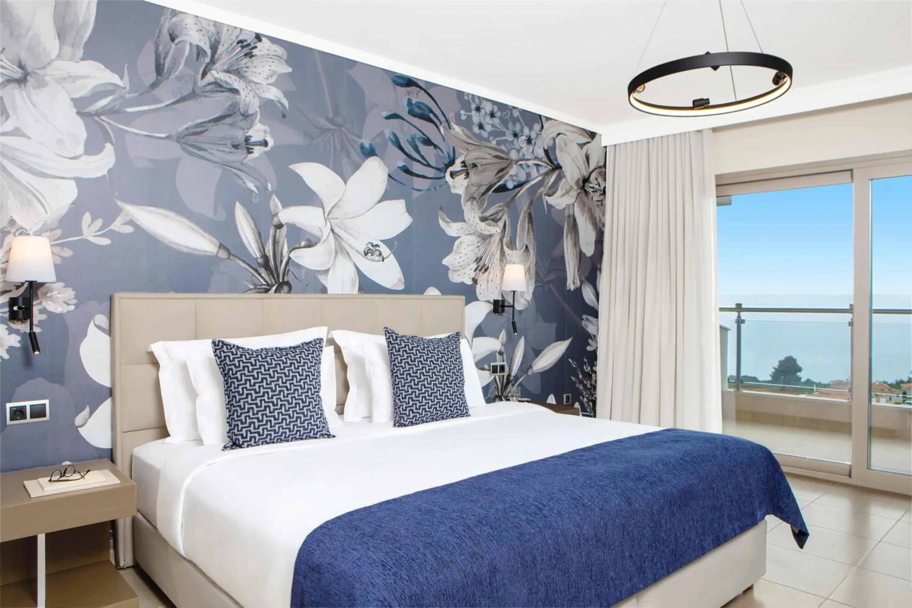 Deluxe Double Room with Sea View in Ajul Luxury Hotel & Spa Resort, a Registry Collection Hotel Deluxe Double Room with Sea View in Ajul Luxury Hotel & Spa Resort, a Registry Collection Hotel