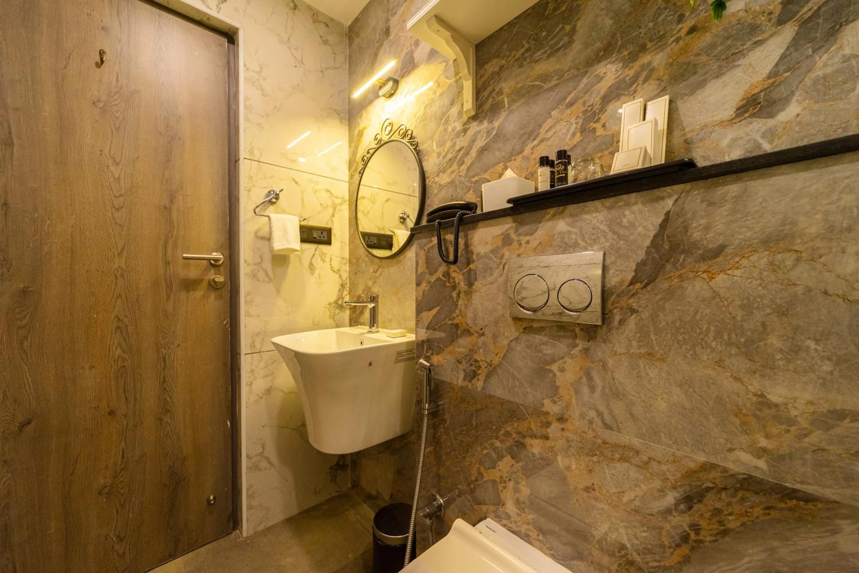 Bathroom in De Fleur Hotel