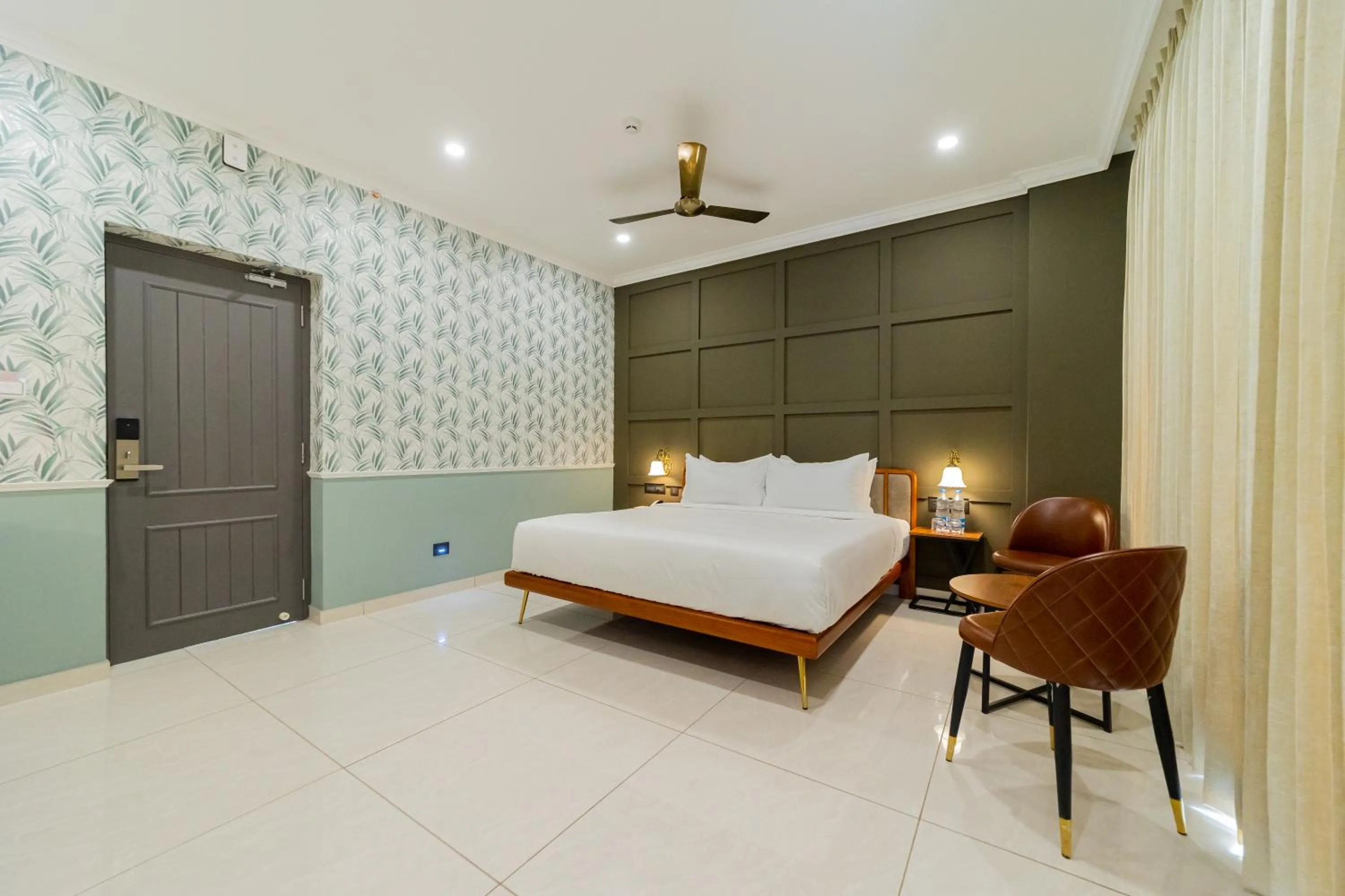 Bedroom, Bed in De Fleur Hotel