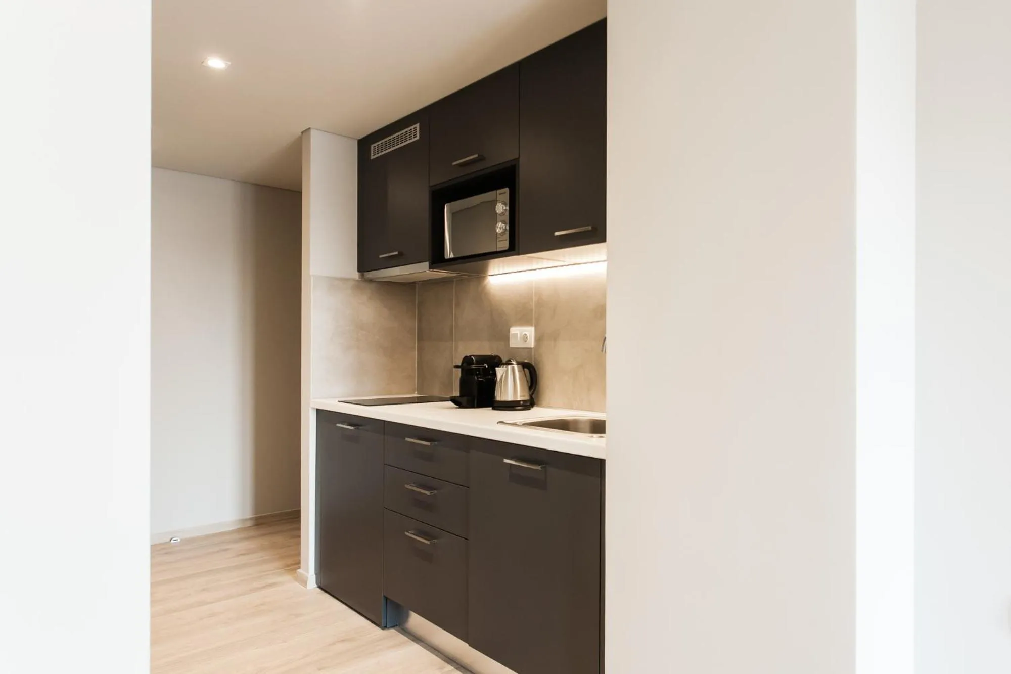 Coffee/tea facilities in WYZ Piraeus