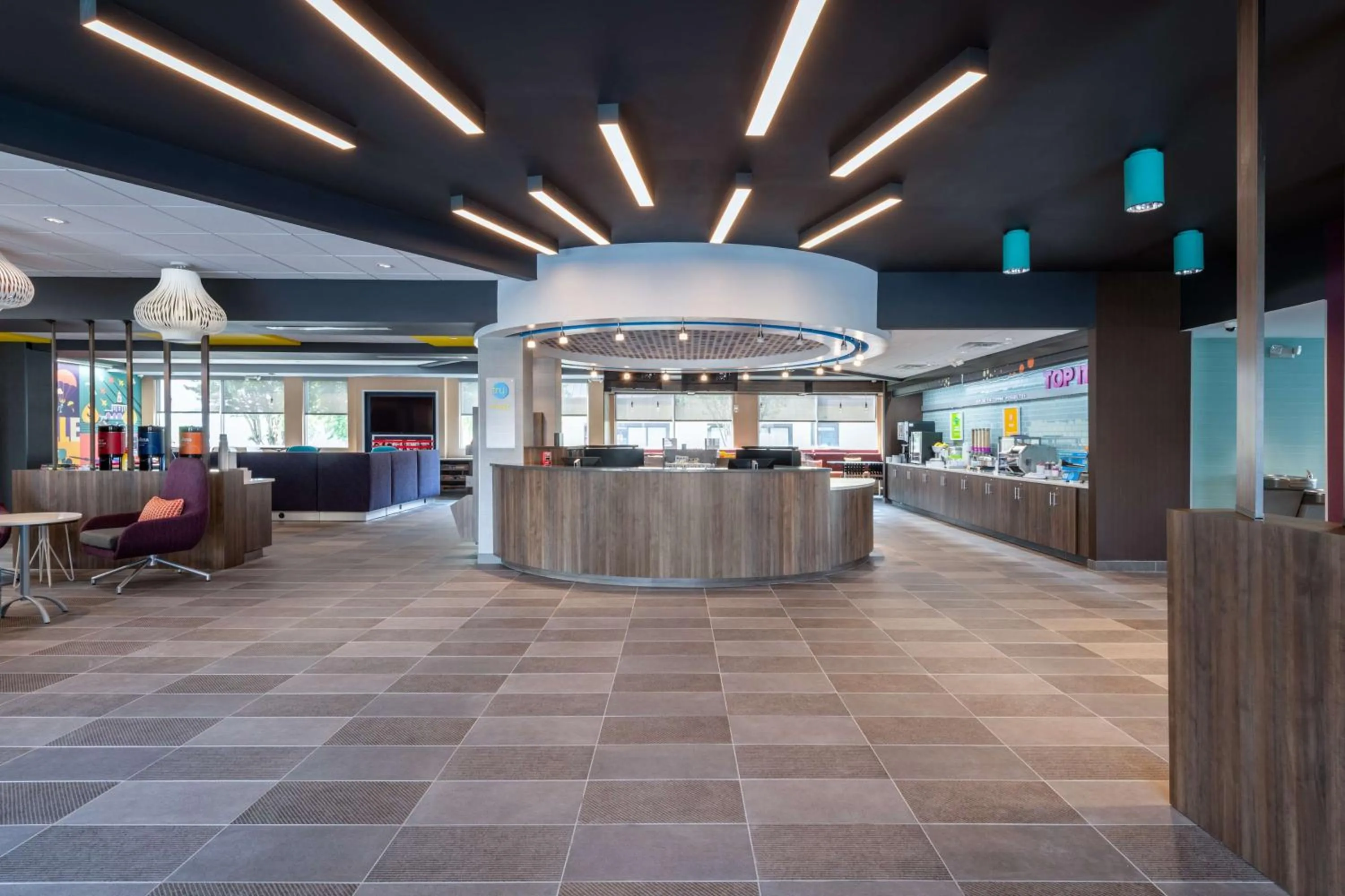 Lobby or reception in Tru By Hilton Fayetteville Fort Bragg