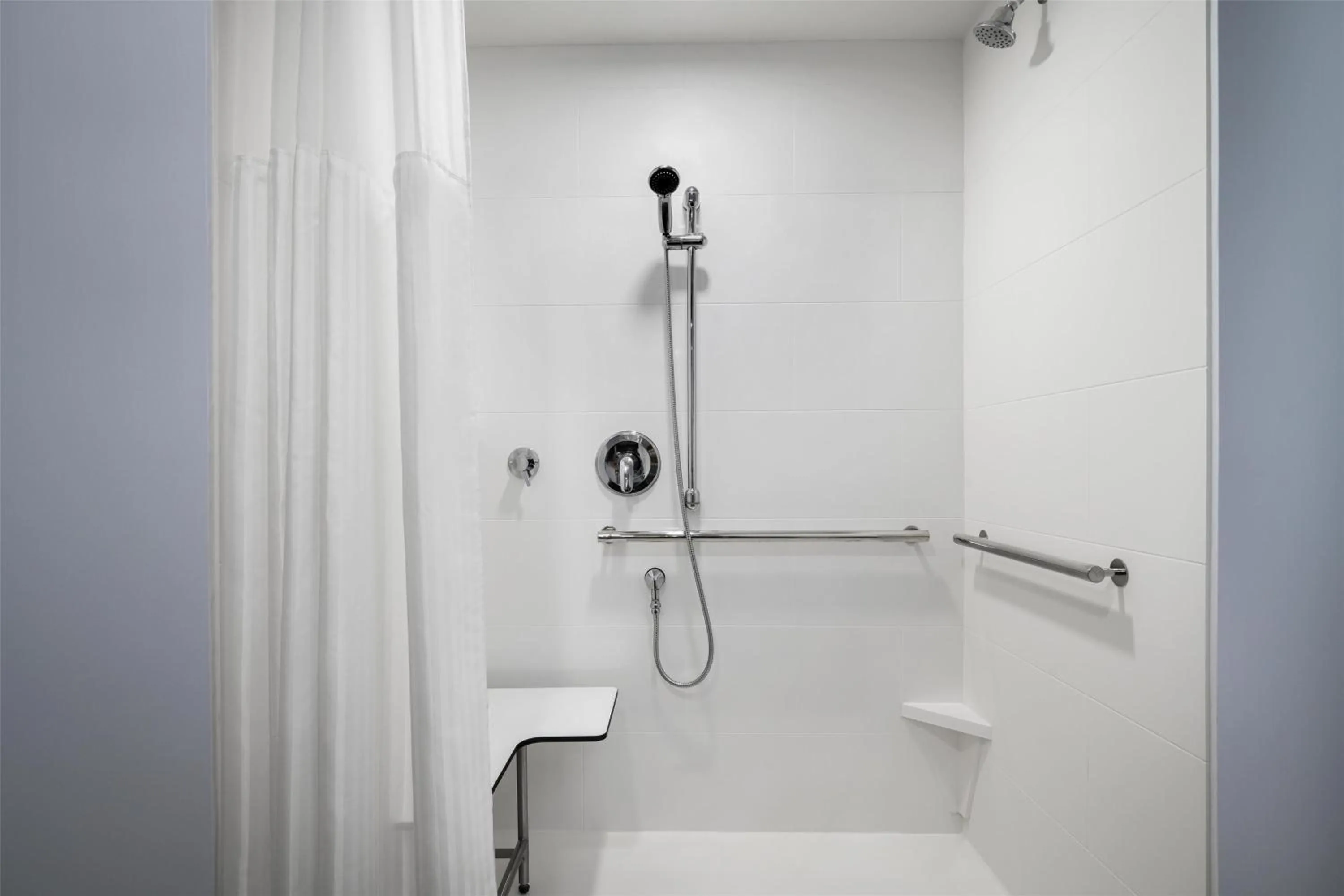 Bathroom in Hilton Garden Inn Orlando I-4 Millenia Blvd Mall