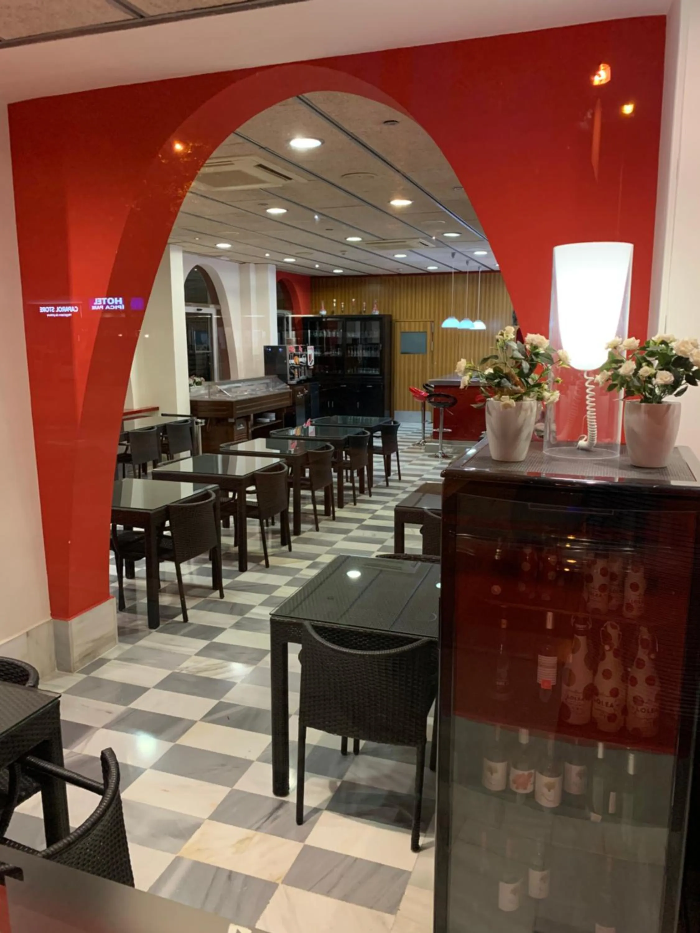 Lounge or bar in Hotel Spa Pinar del Mar