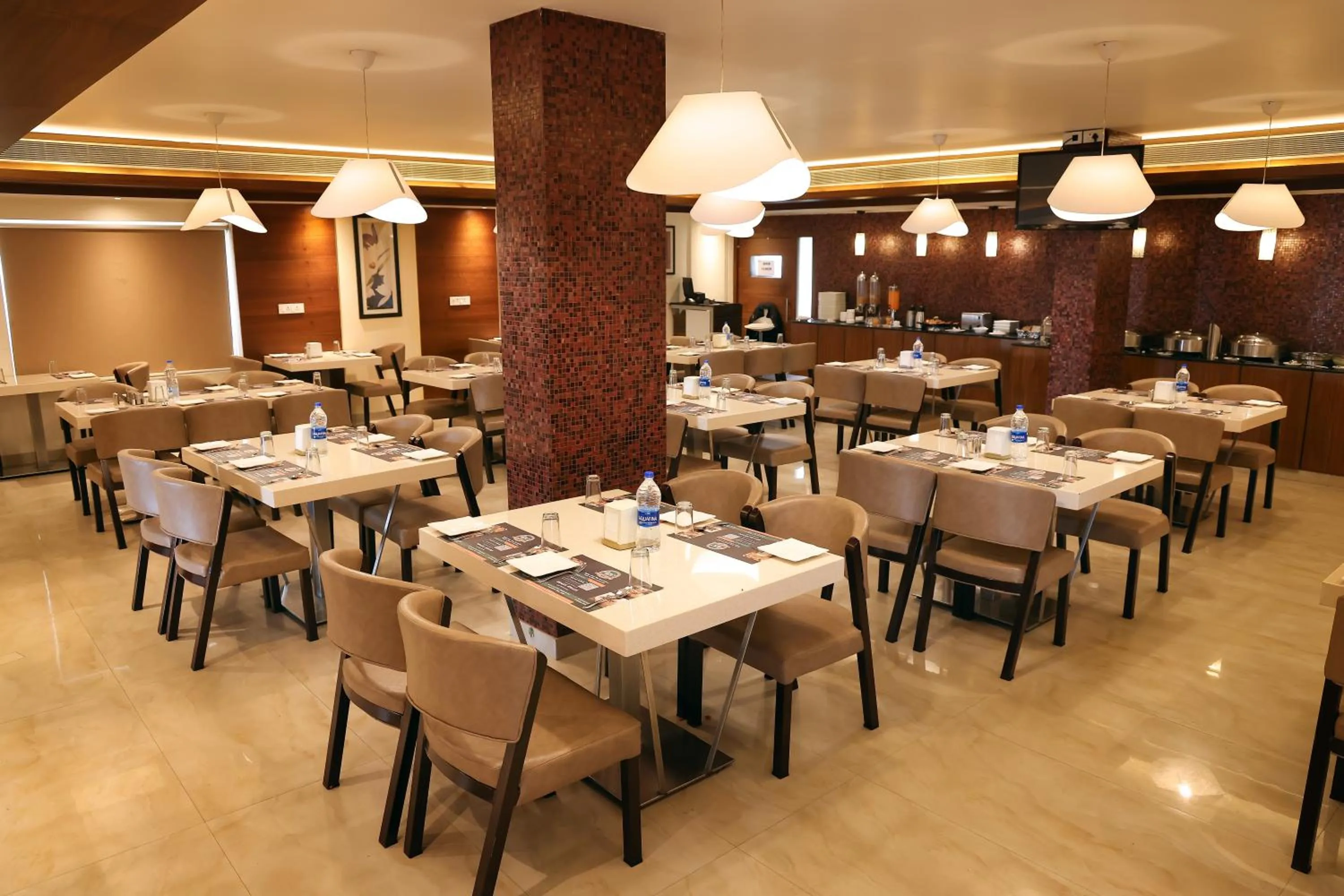 Restaurant/places to eat in Anukulas Residency - Vellore