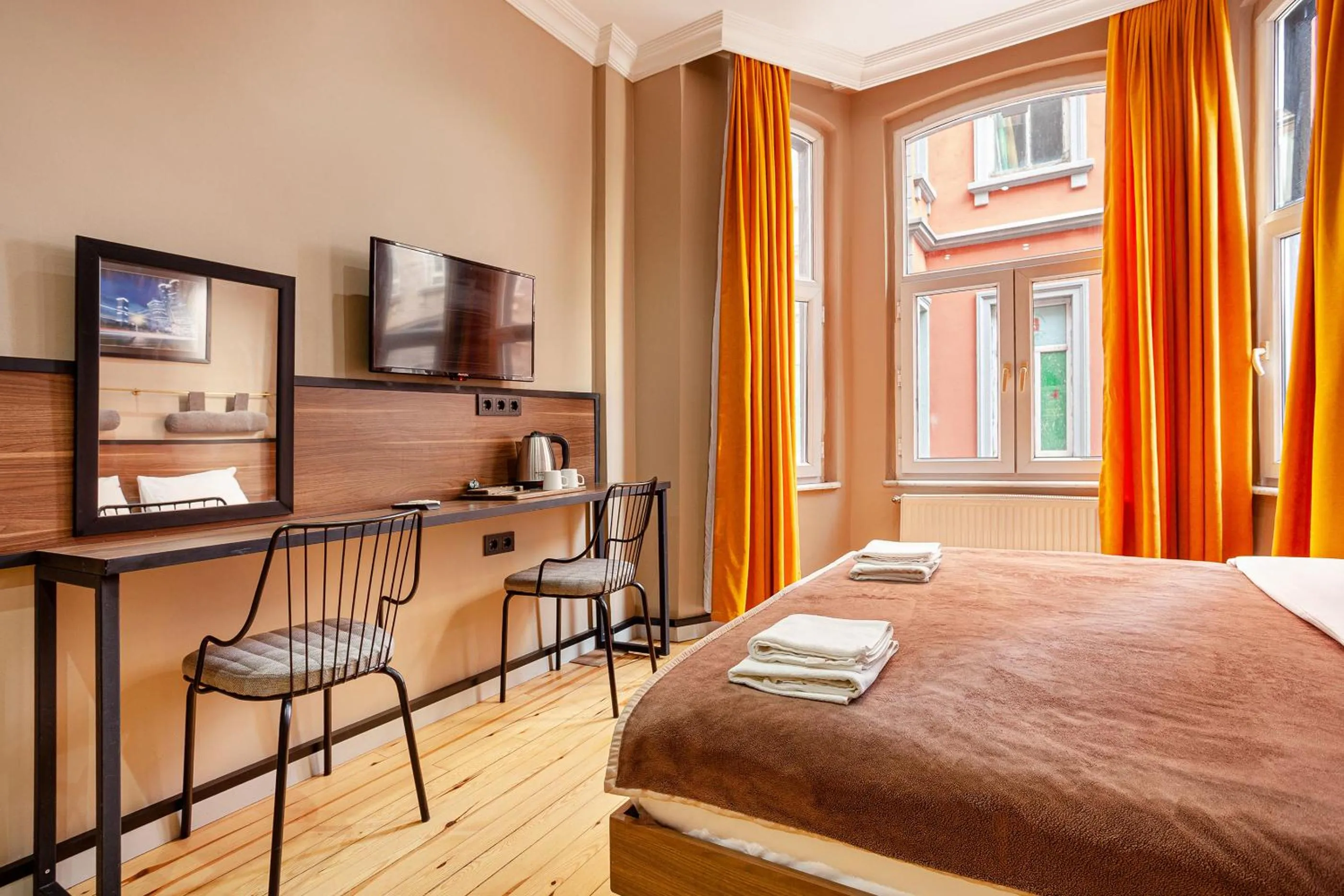 Photo of the whole room, Bed in Aram Kerasi Rooms