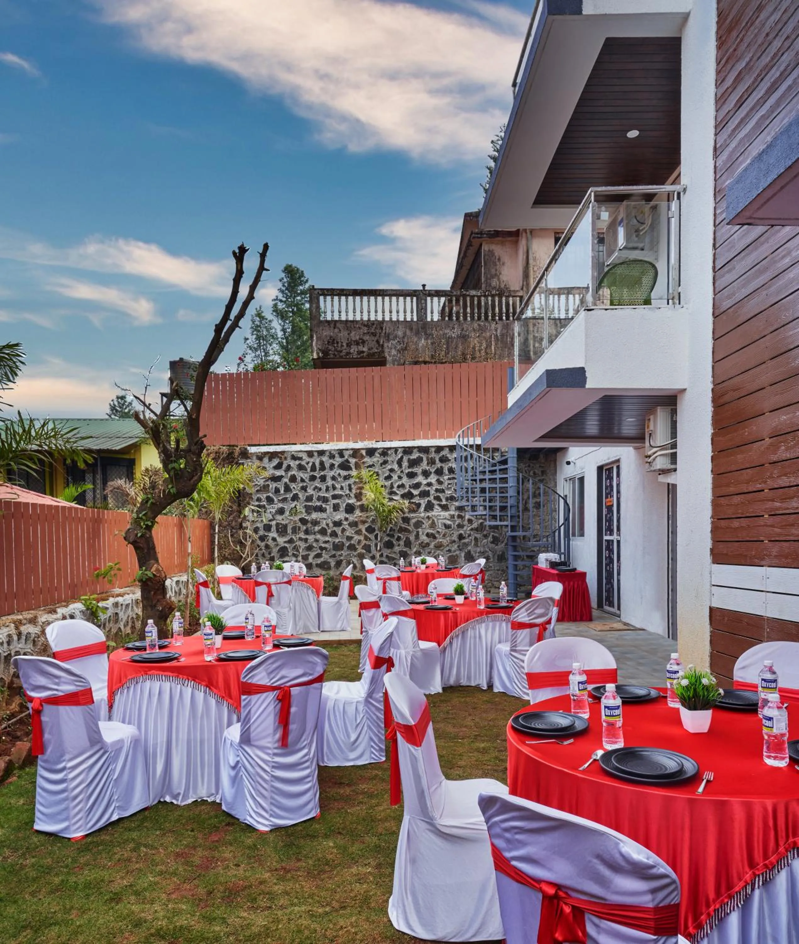 Property building in Drizzle Resort with Swimming pool Near Maapro Garden