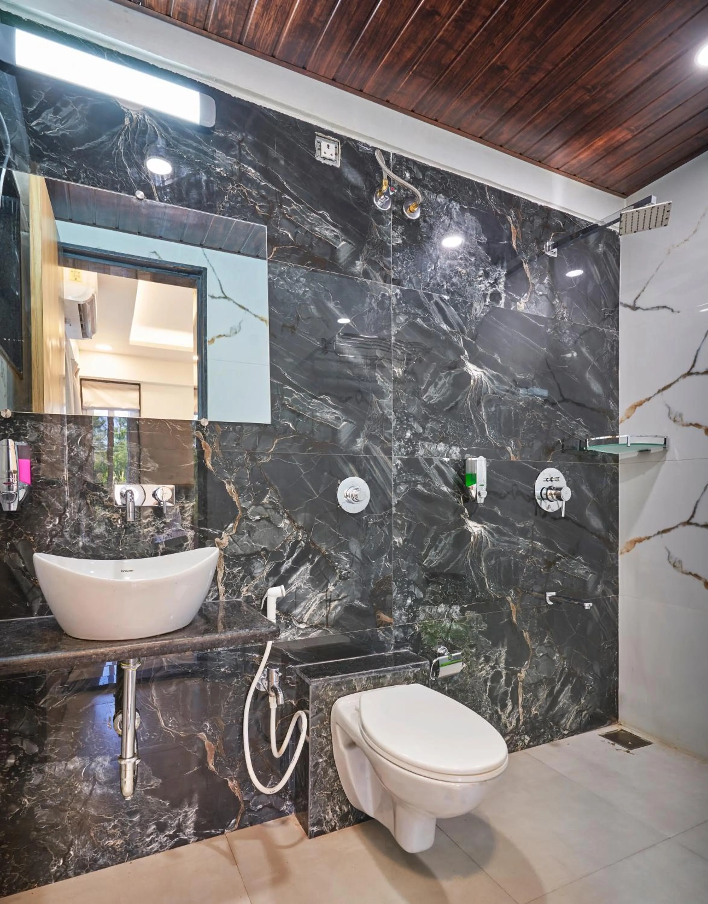 Toilet in Drizzle Resort with Swimming pool Near Maapro Garden