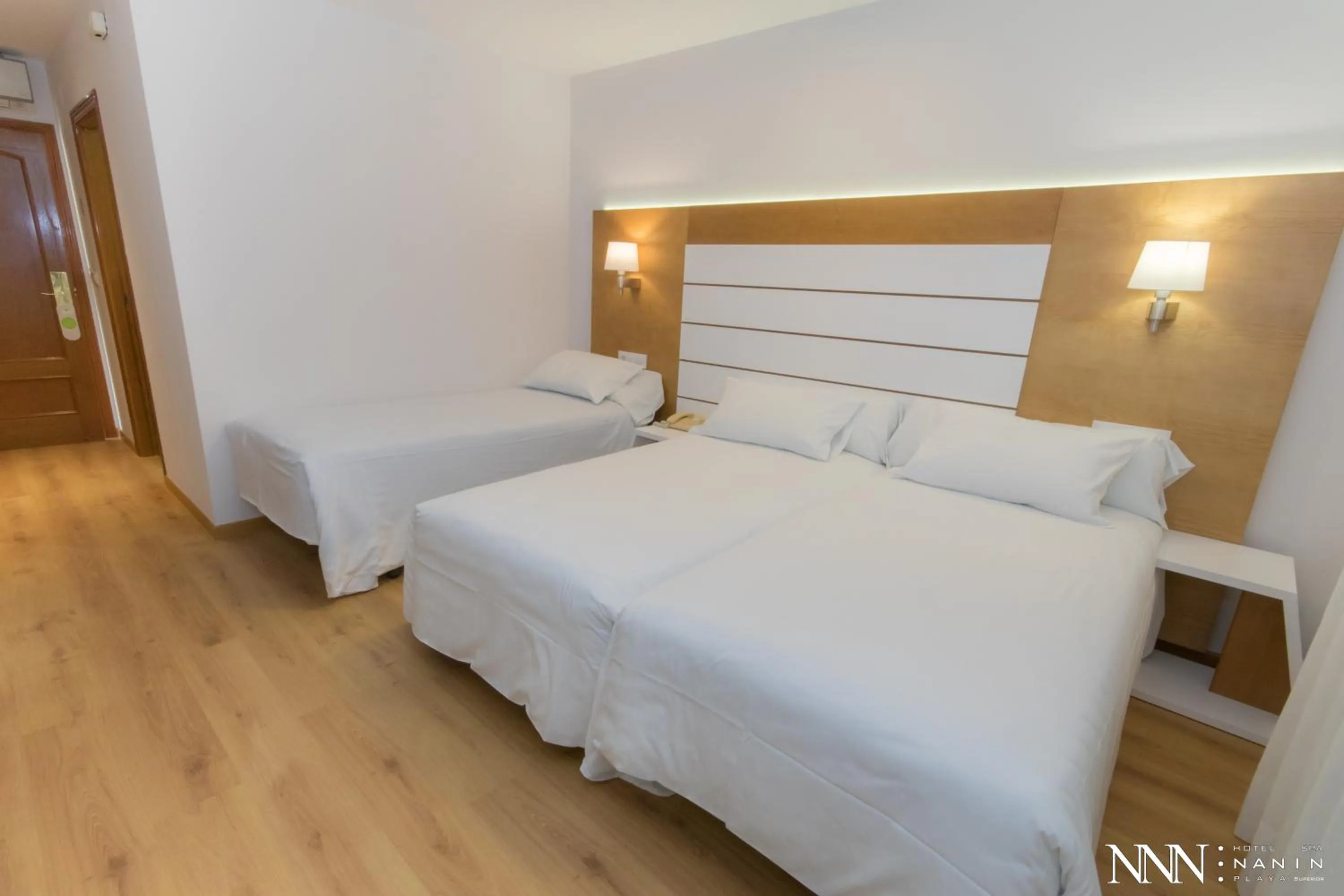 Bed in Hotel Spa Nanin Playa