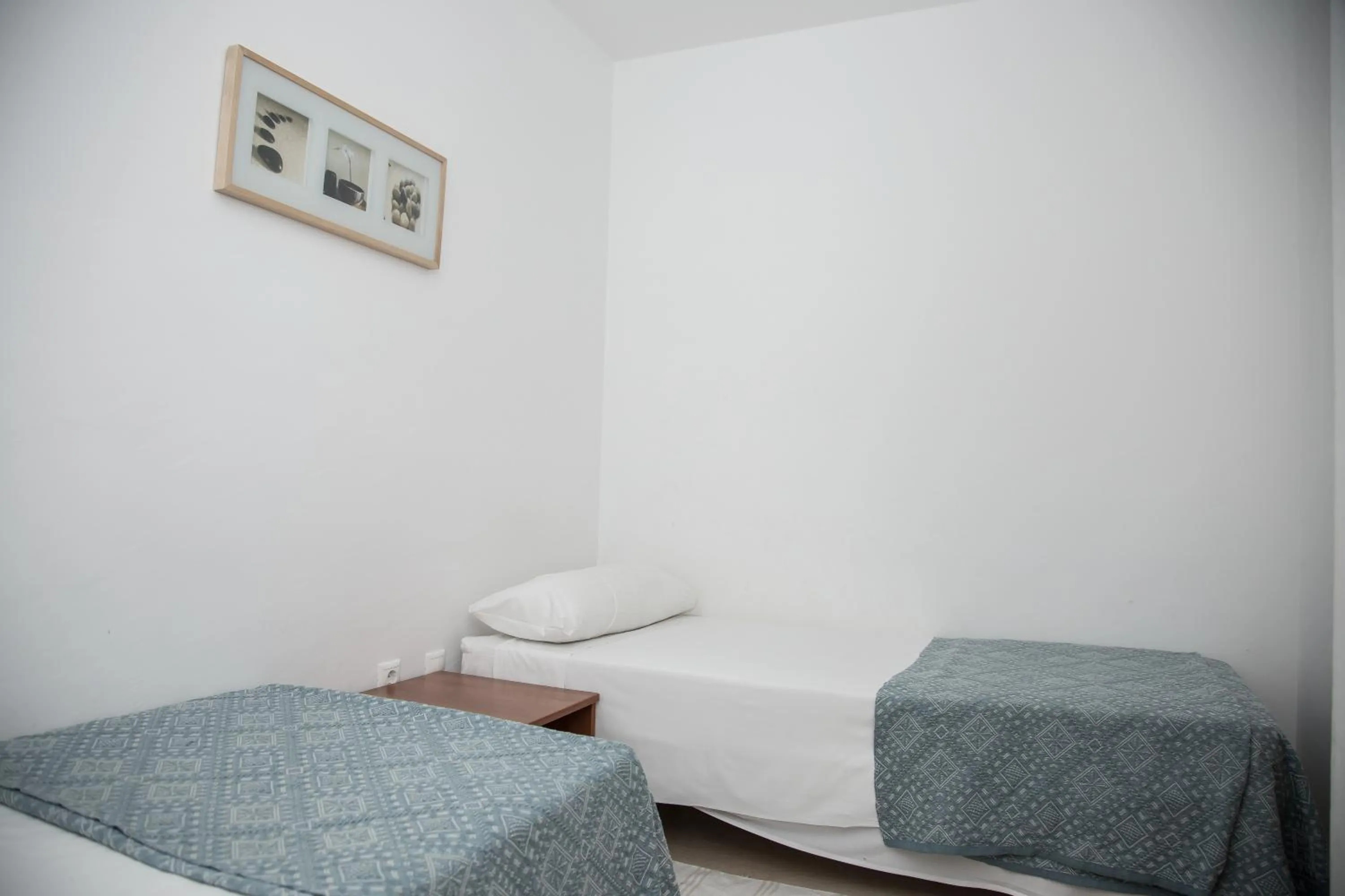 Photo of the whole room, Bed in Carlos III